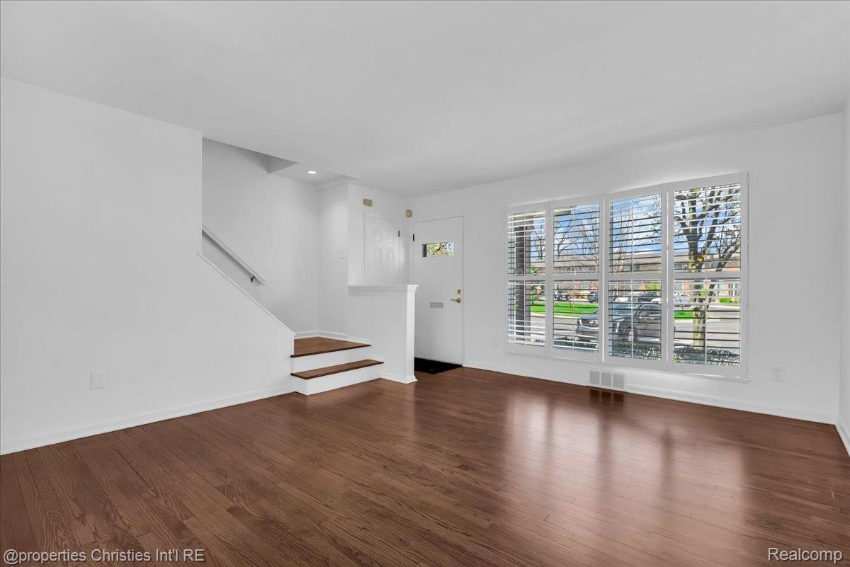 1035 N Old Woodward Avenue