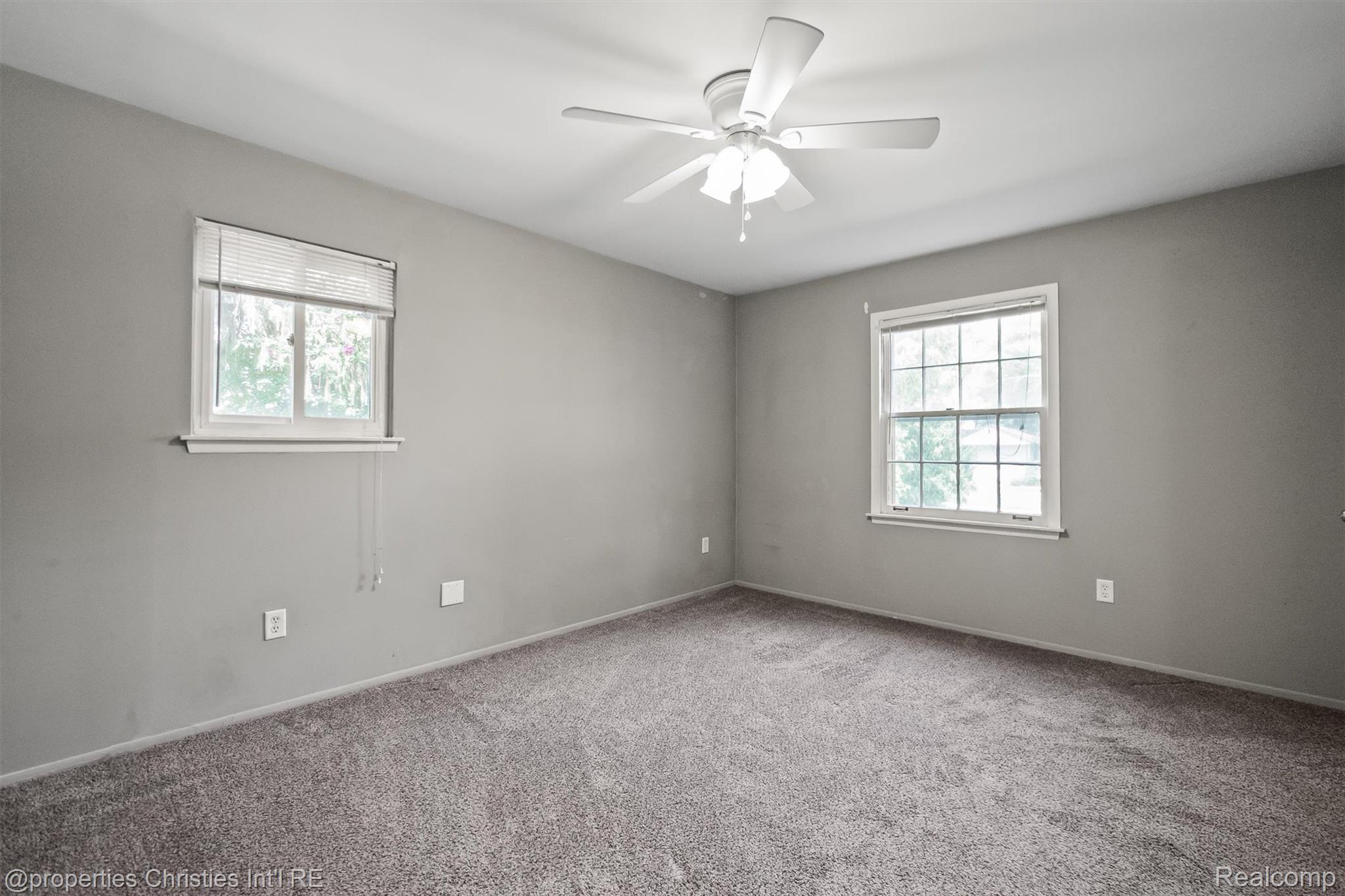 215 Woodsboro Drive
