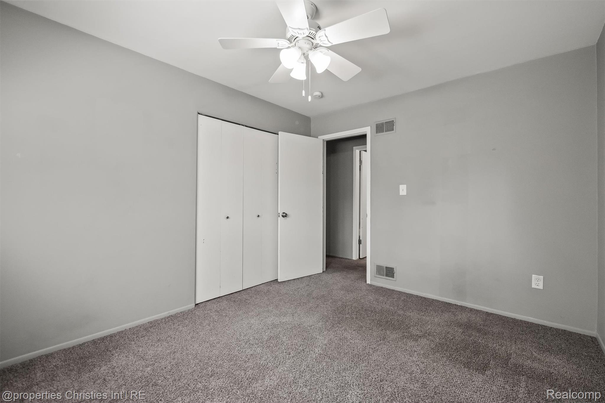 215 Woodsboro Drive