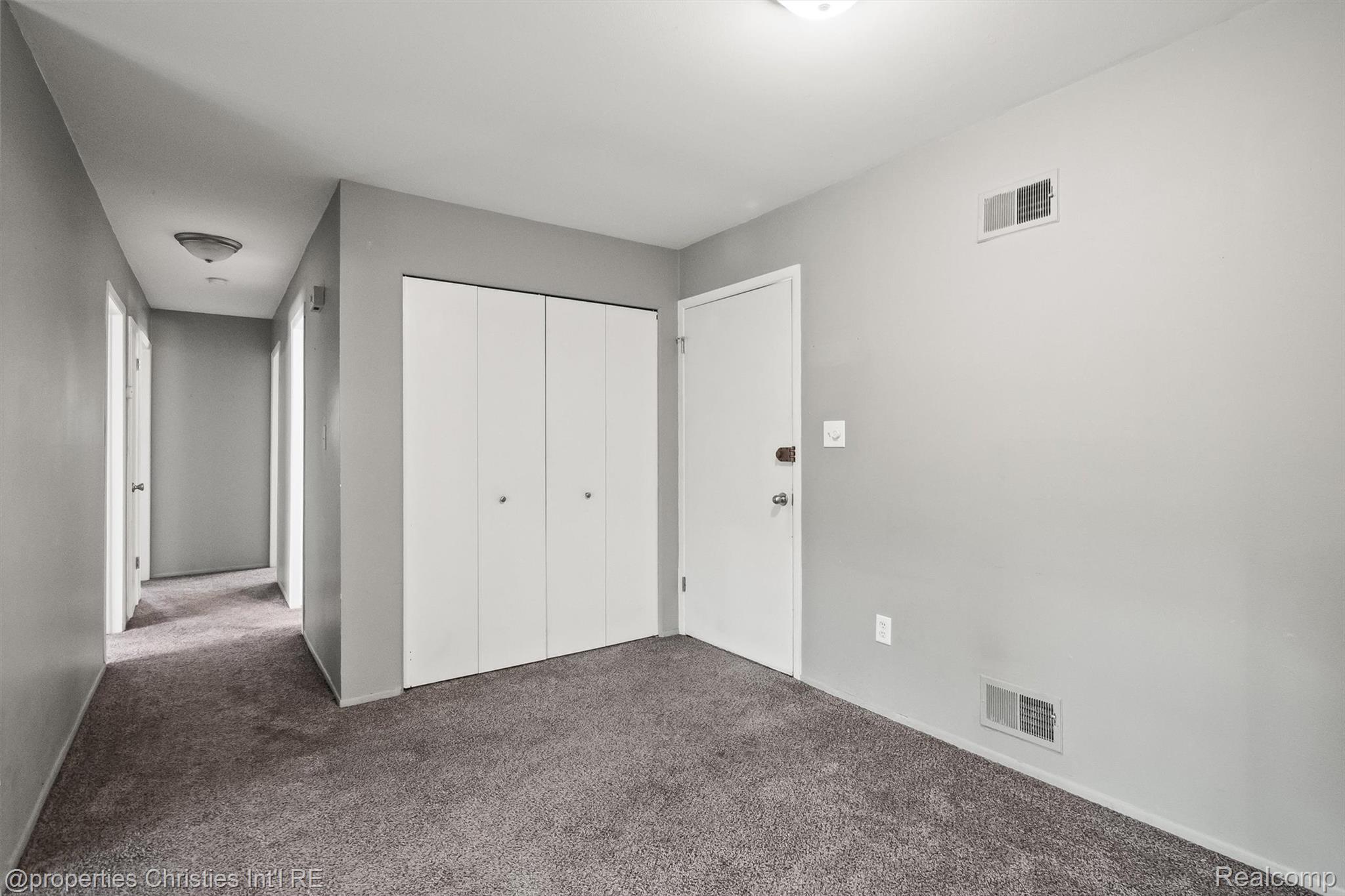 215 Woodsboro Drive