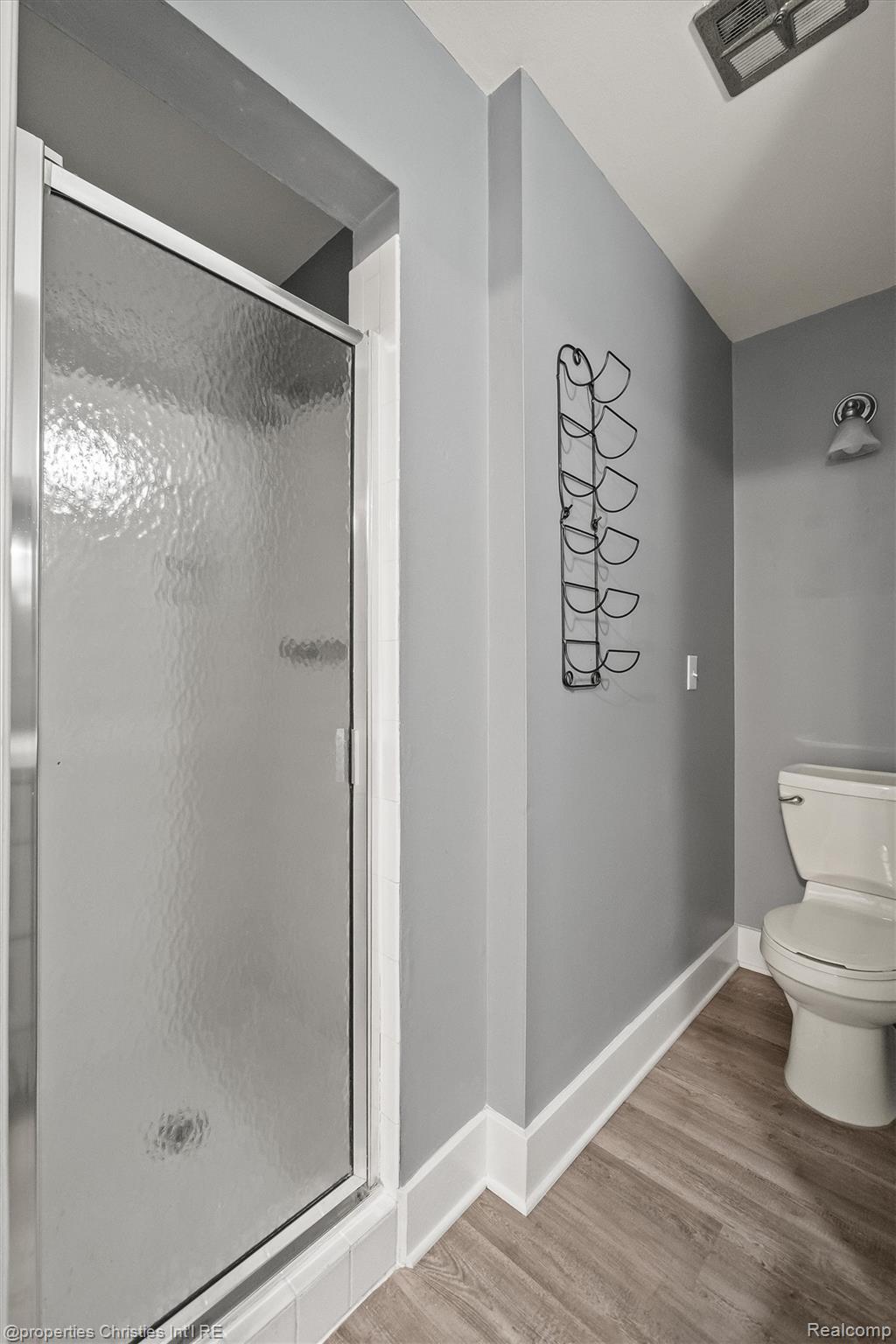 215 Woodsboro Drive