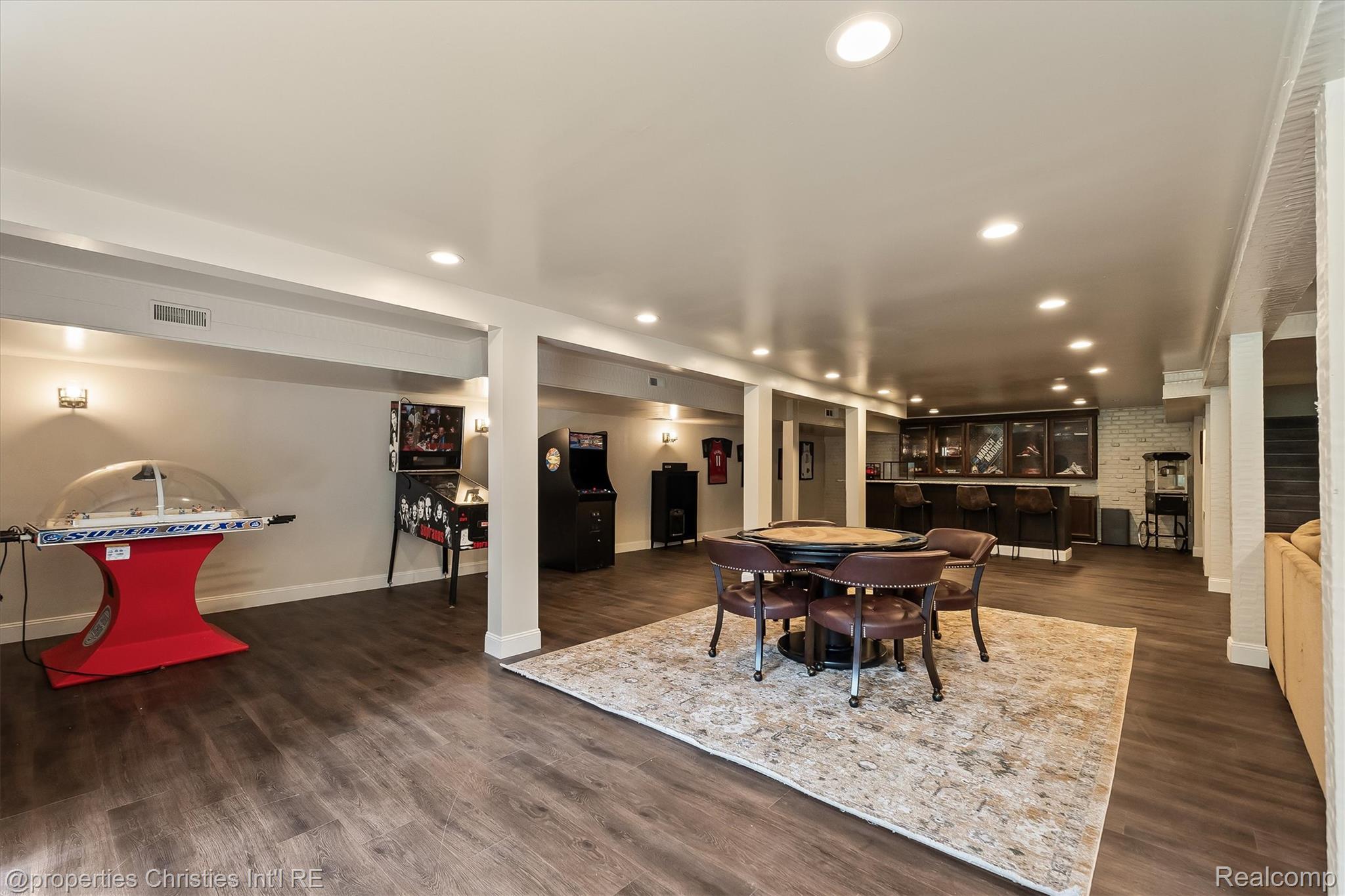 1540 Mill Race