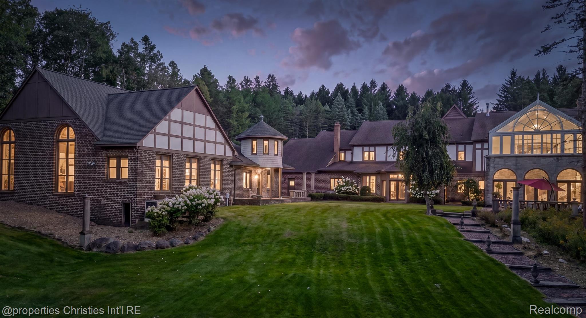 1540 Mill Race