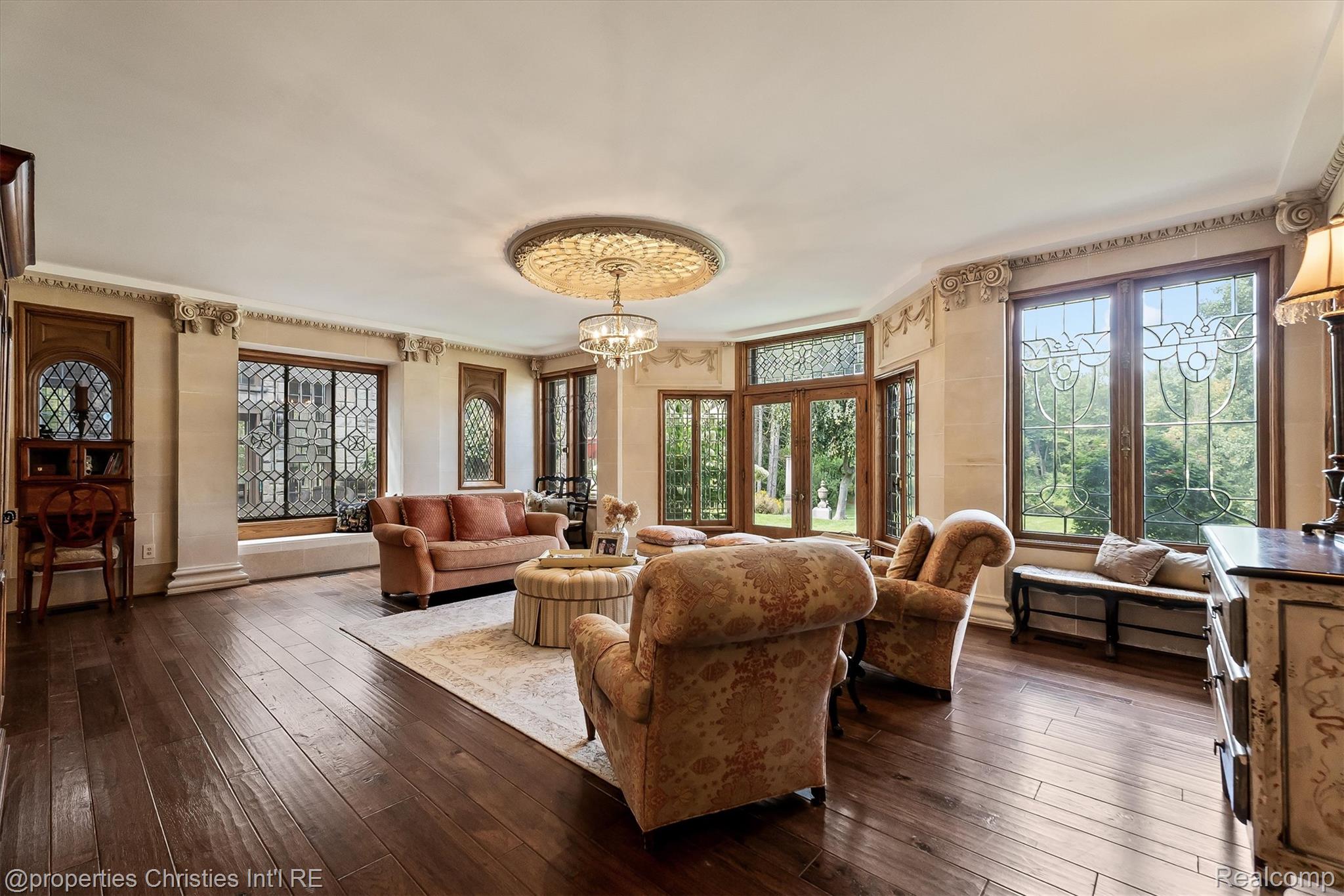 1540 Mill Race