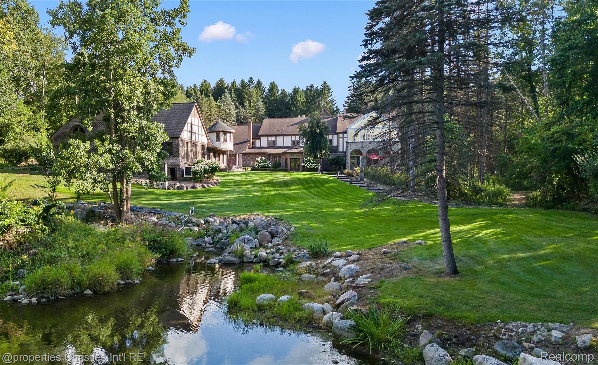 1540 Mill Race