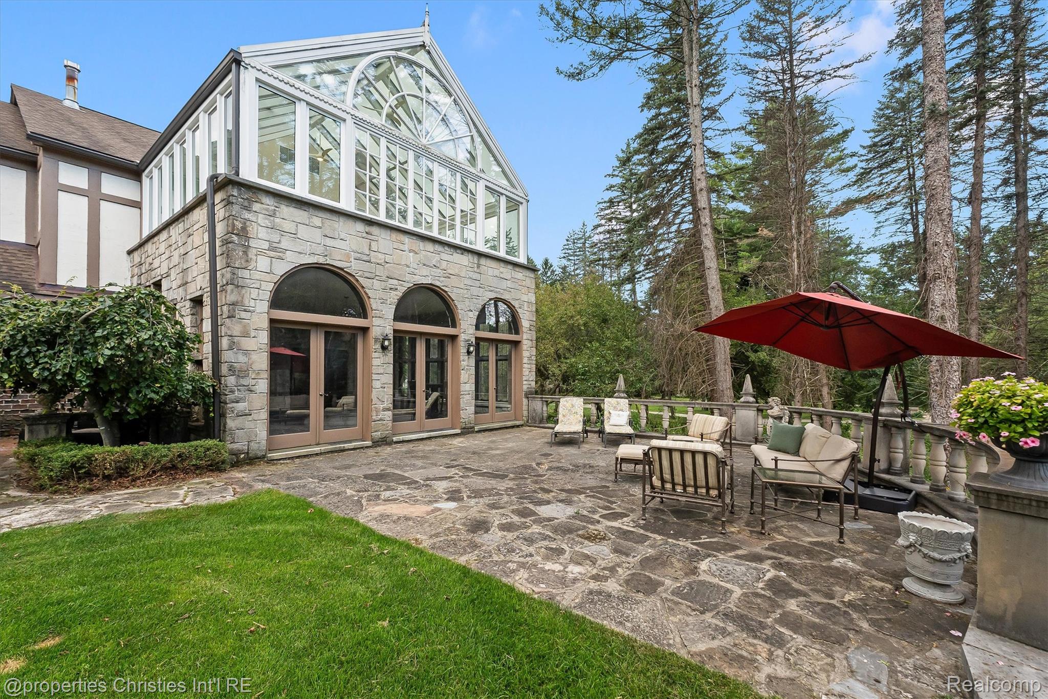 1540 Mill Race
