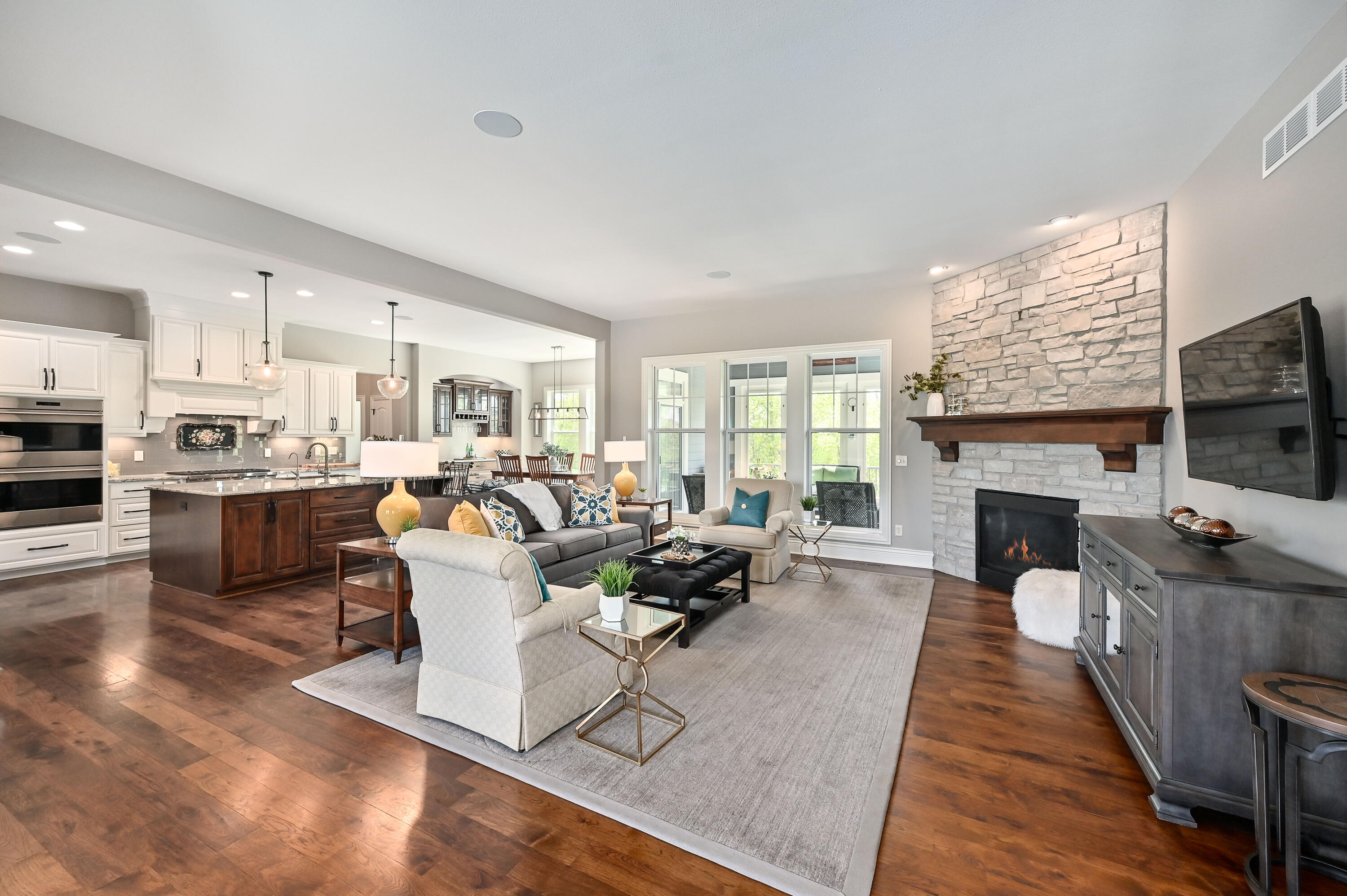 N86W4995 Covington Sq E