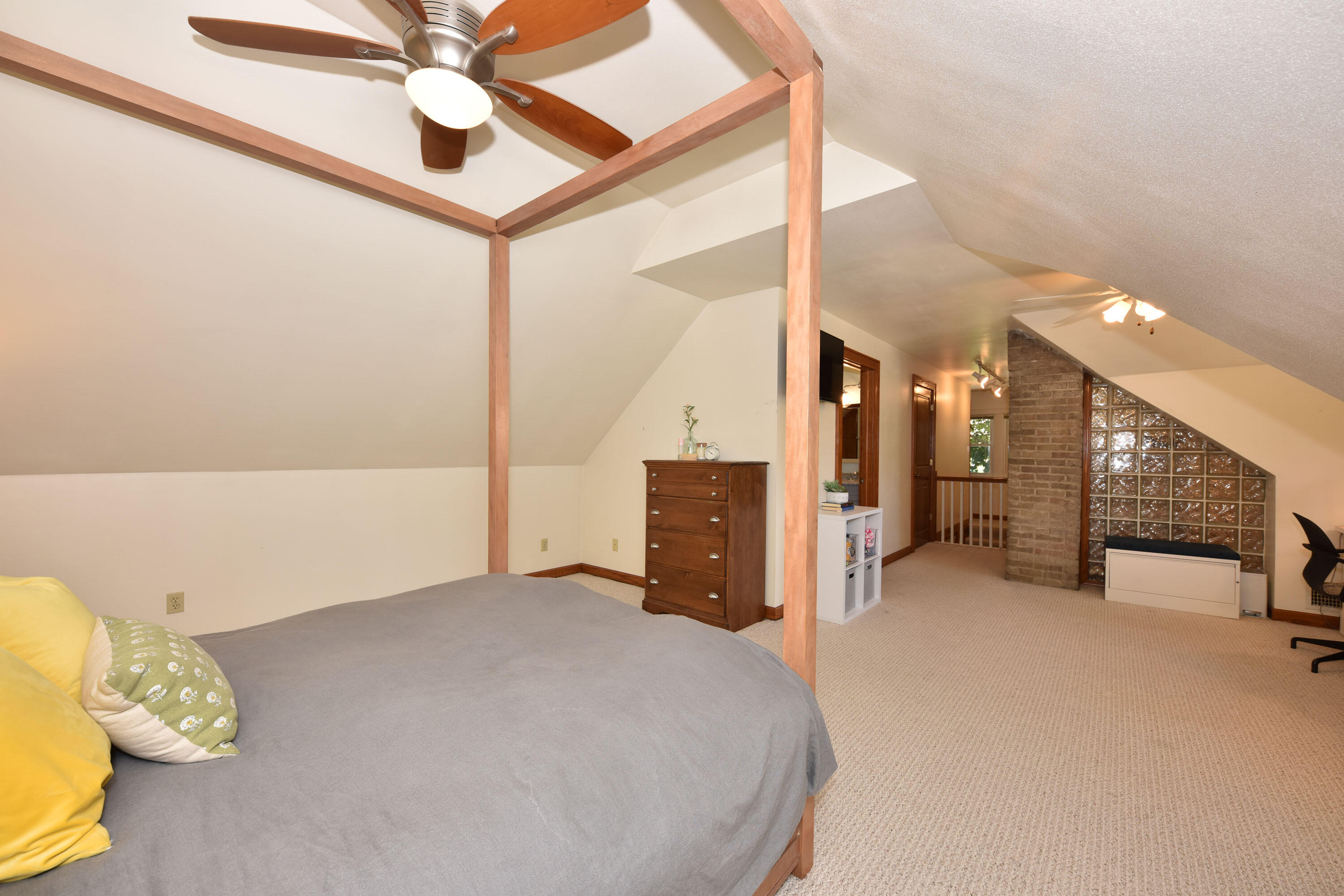 7226 W Mt Vernon Ave