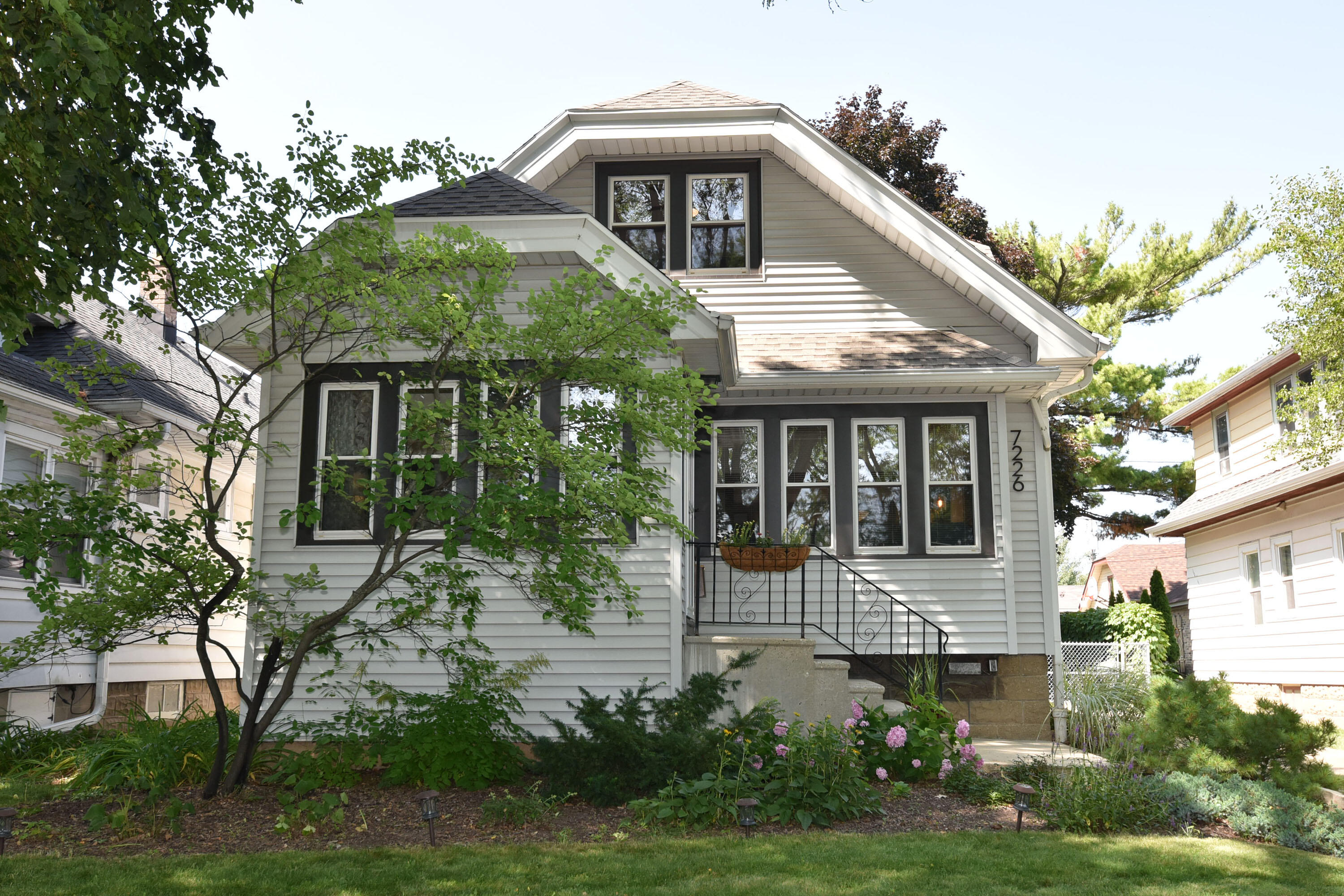 7226 W Mt Vernon Ave