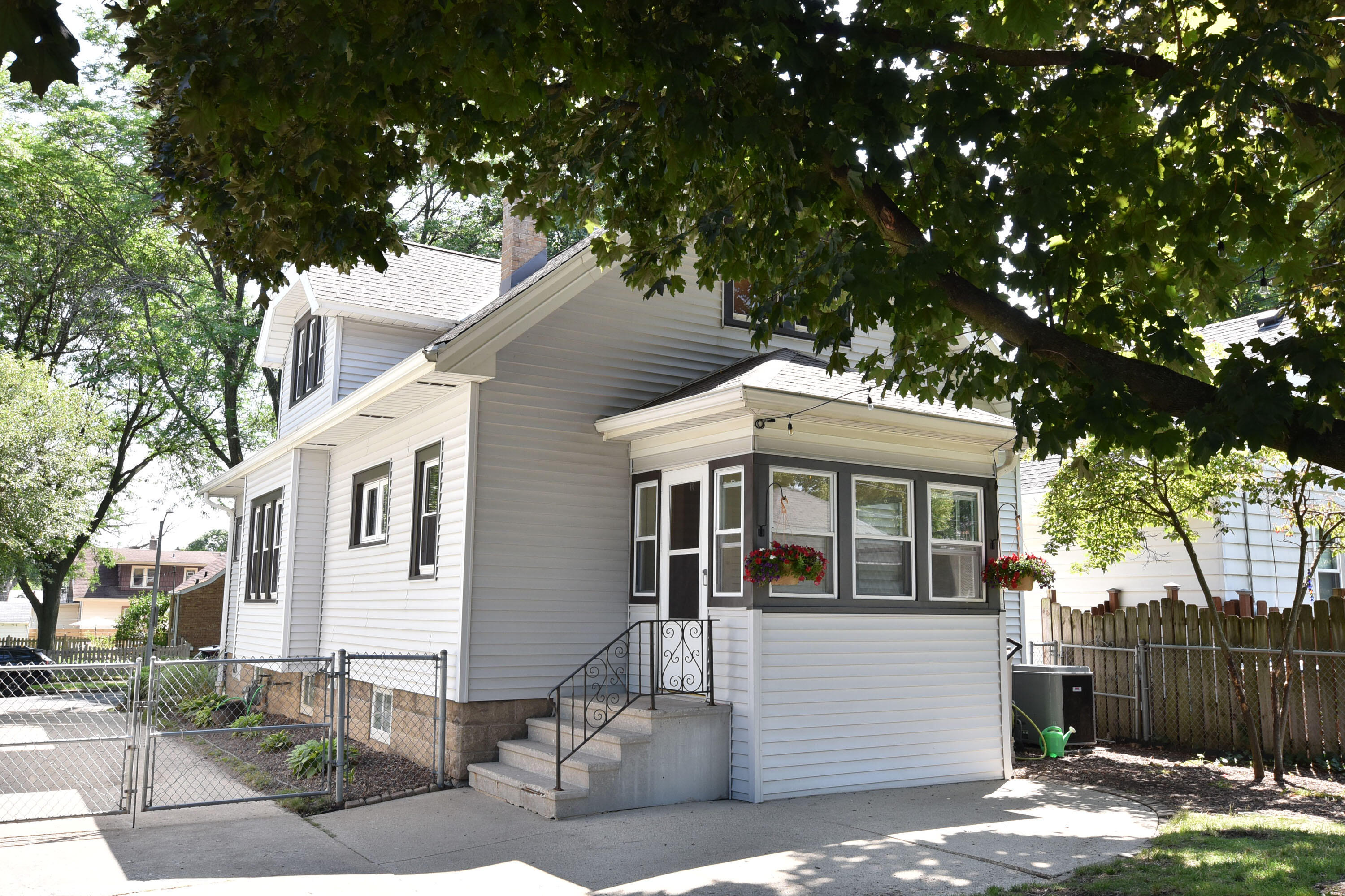 7226 W Mt Vernon Ave