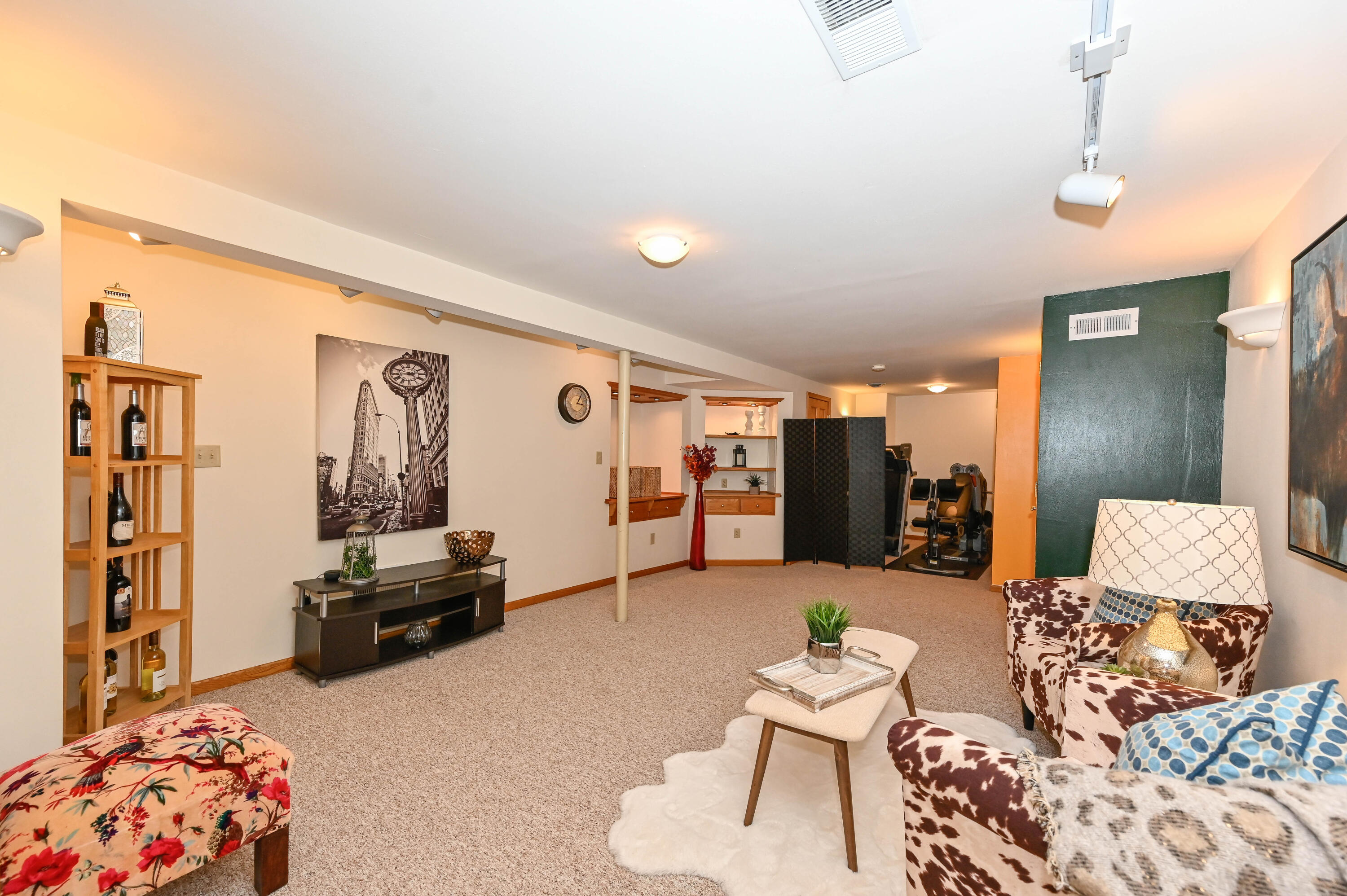 1771 Linden Ct