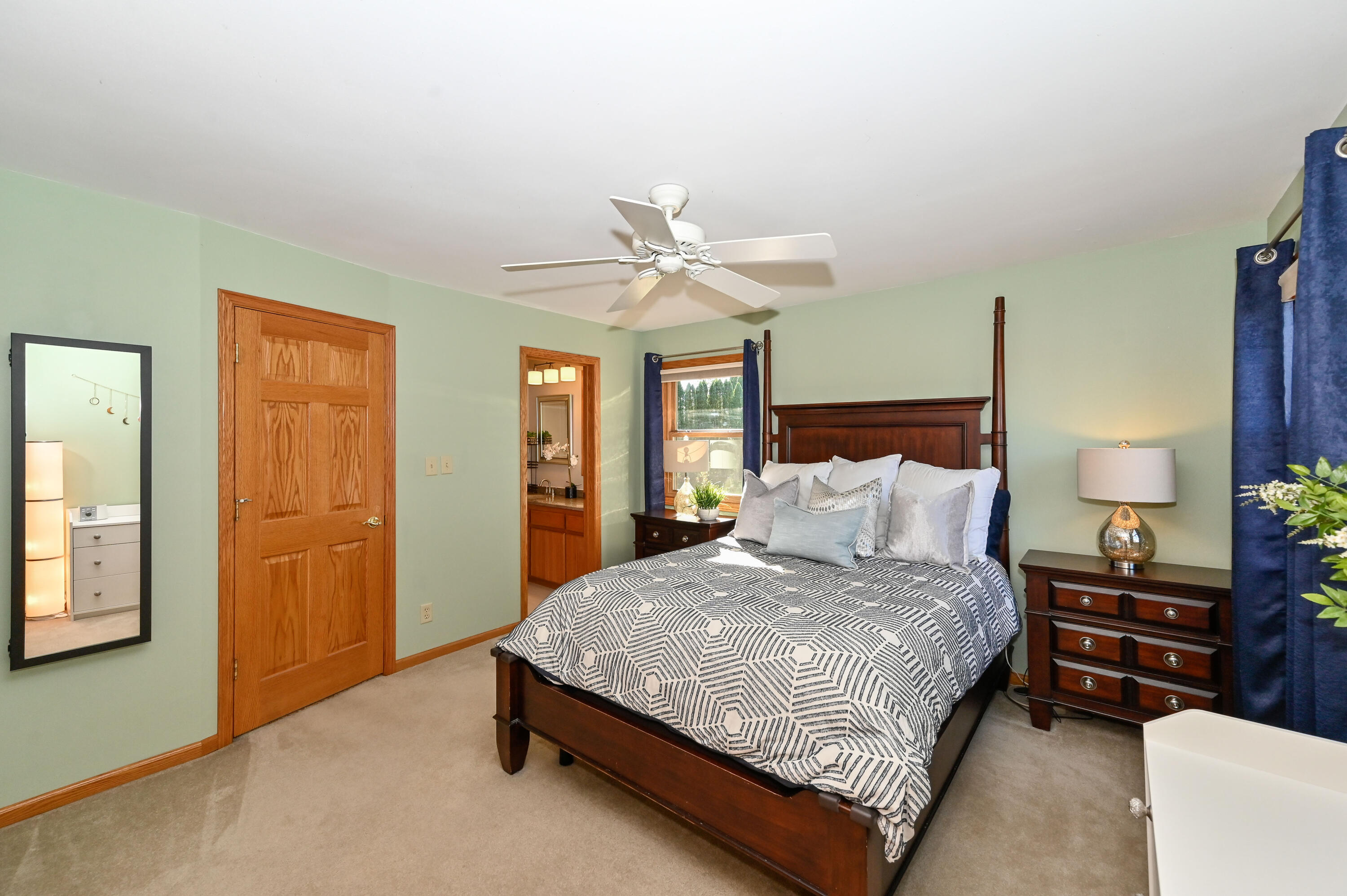 1771 Linden Ct