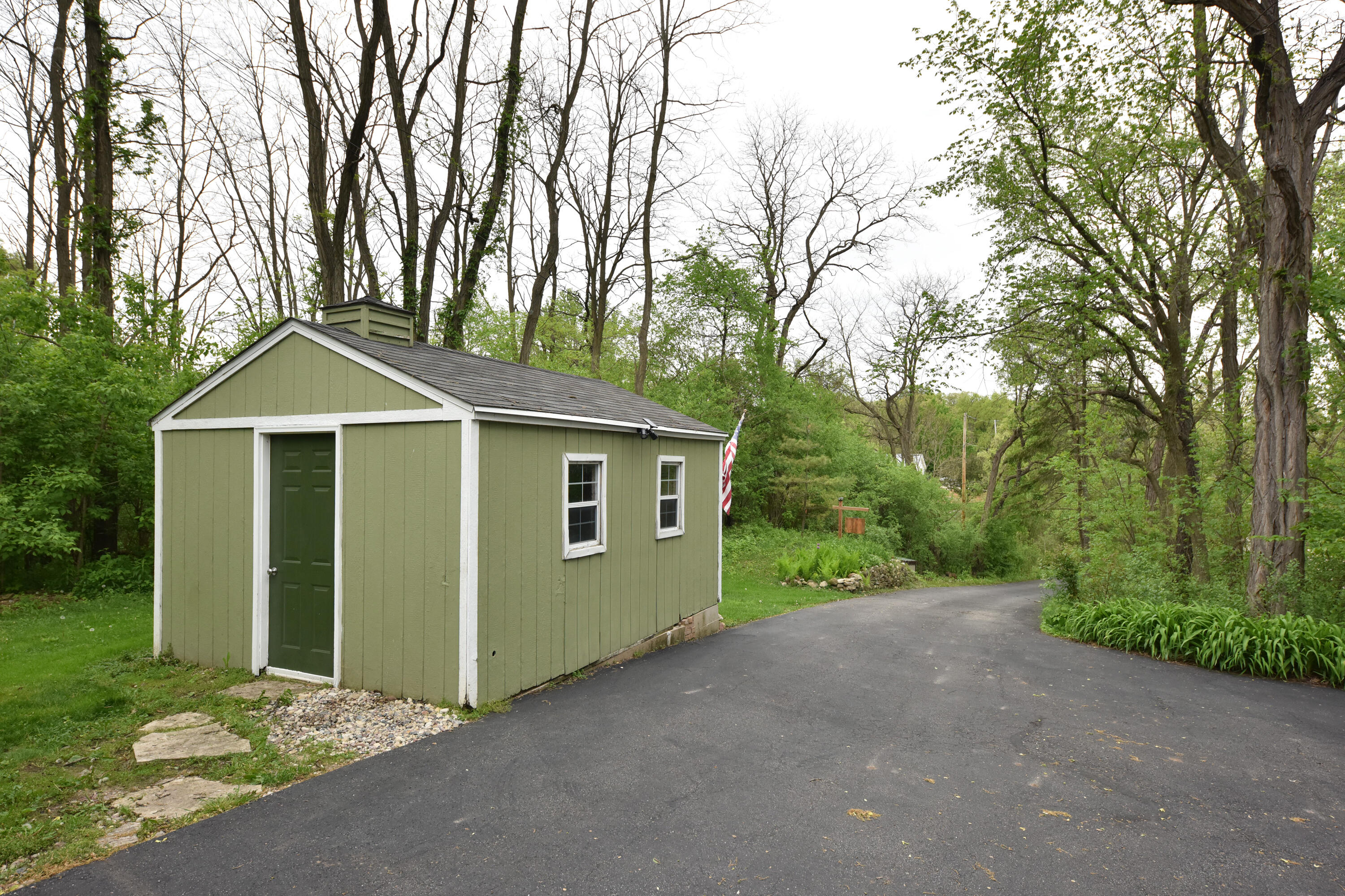 W249S5185 Glendale Rd