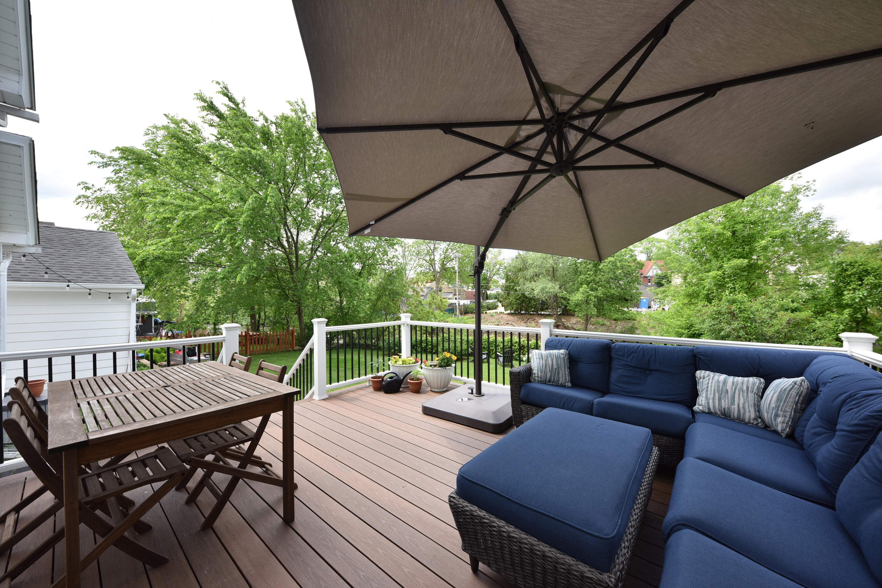 W62N679 Riveredge Dr