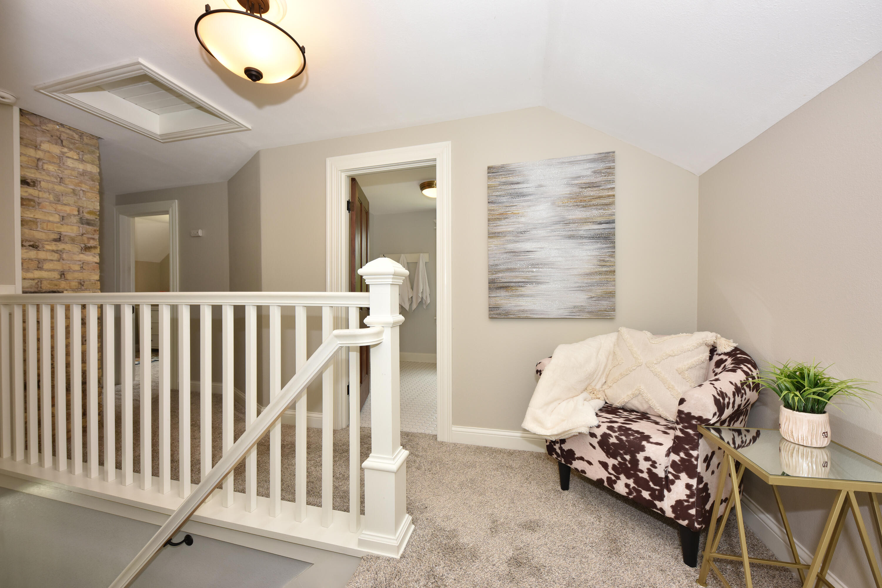 W62N679 Riveredge Dr