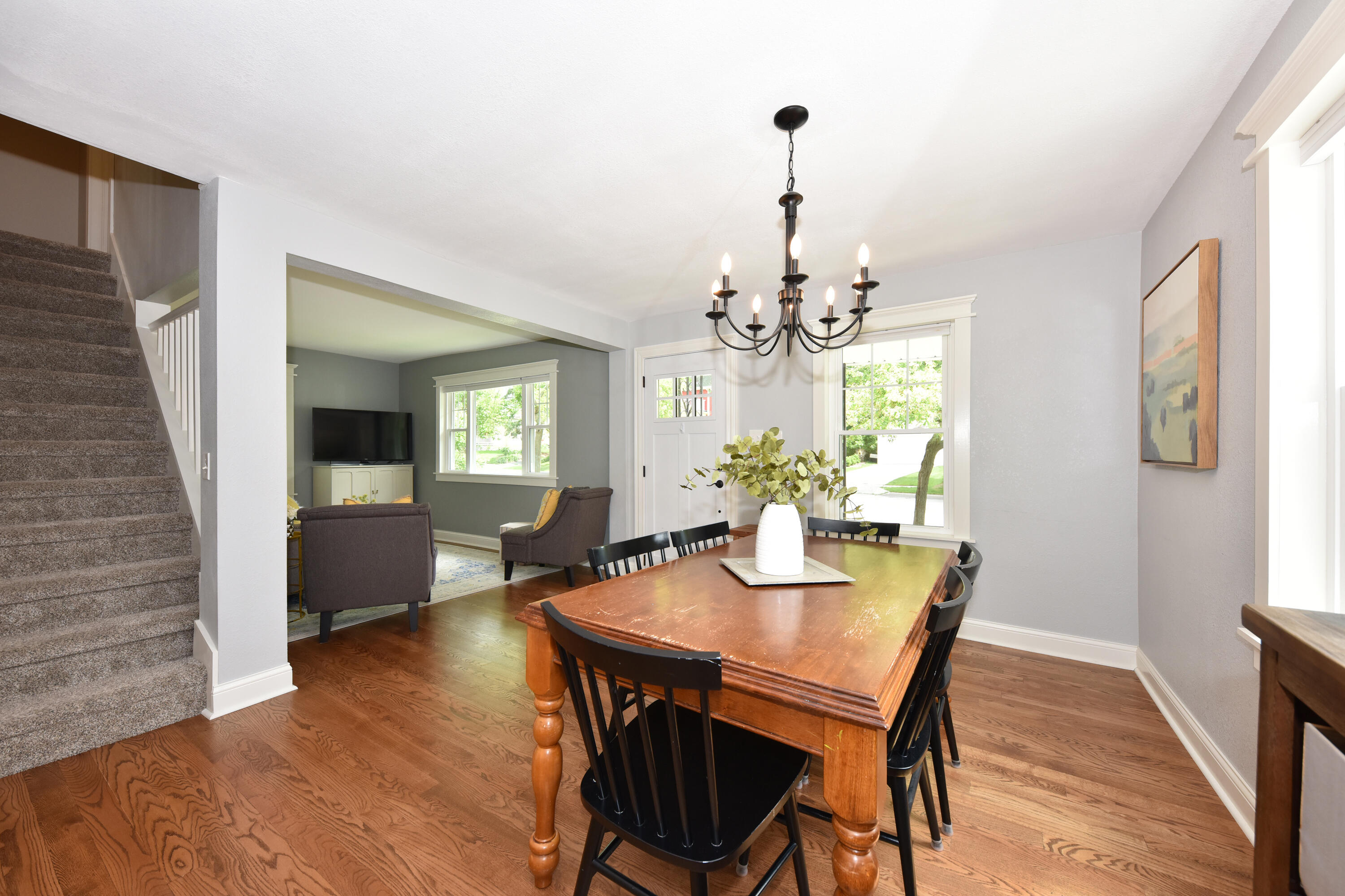 W62N679 Riveredge Dr