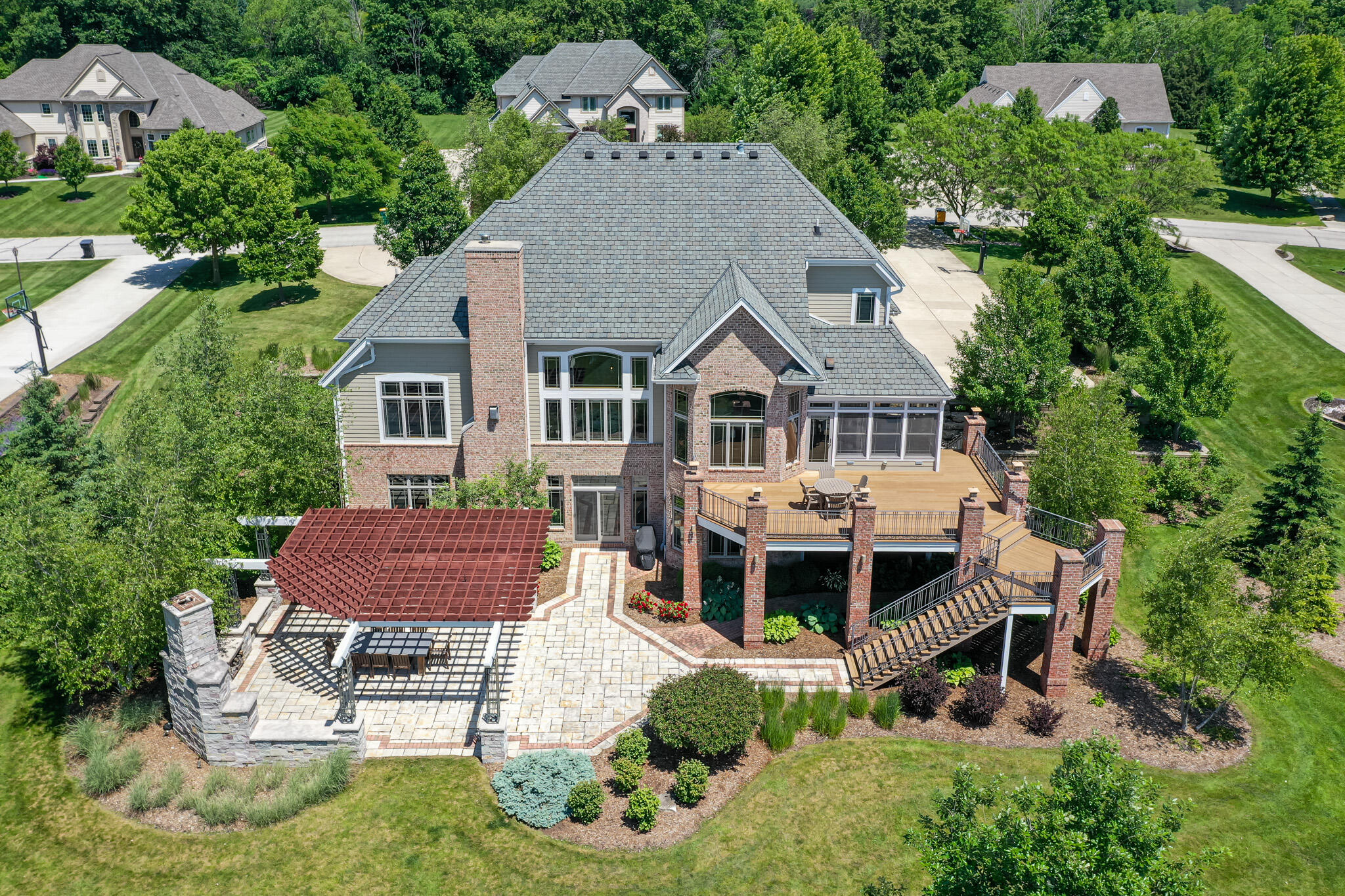 6925 W Oakview Ct
