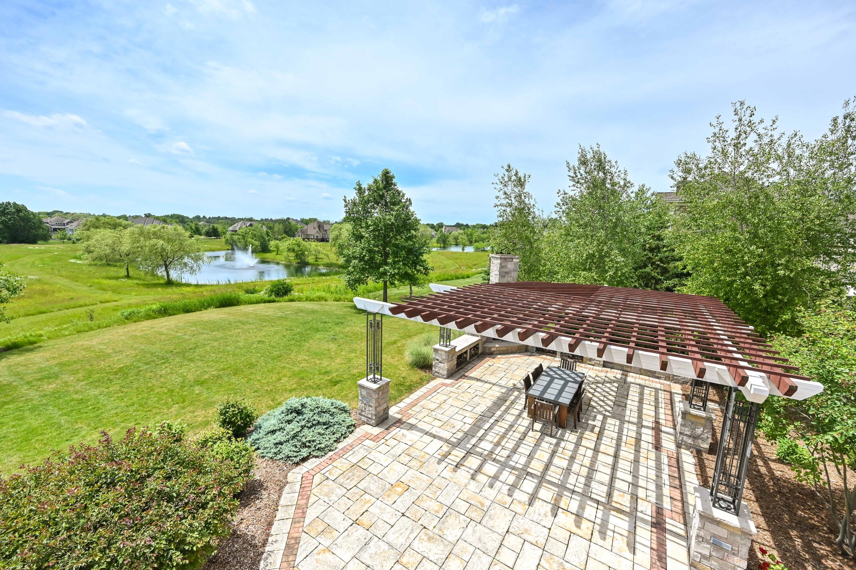 6925 W Oakview Ct