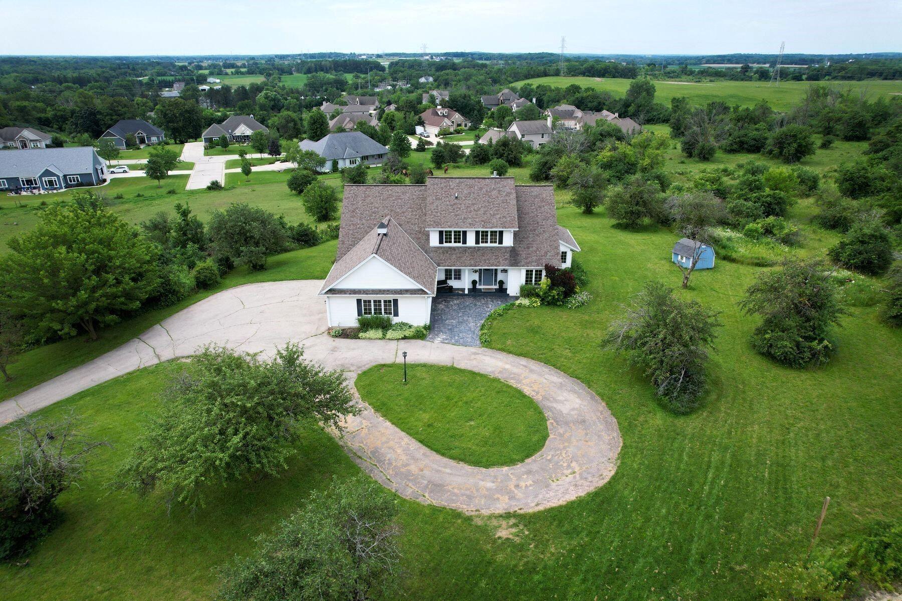 S81W20871 Russet Ct, Muskego