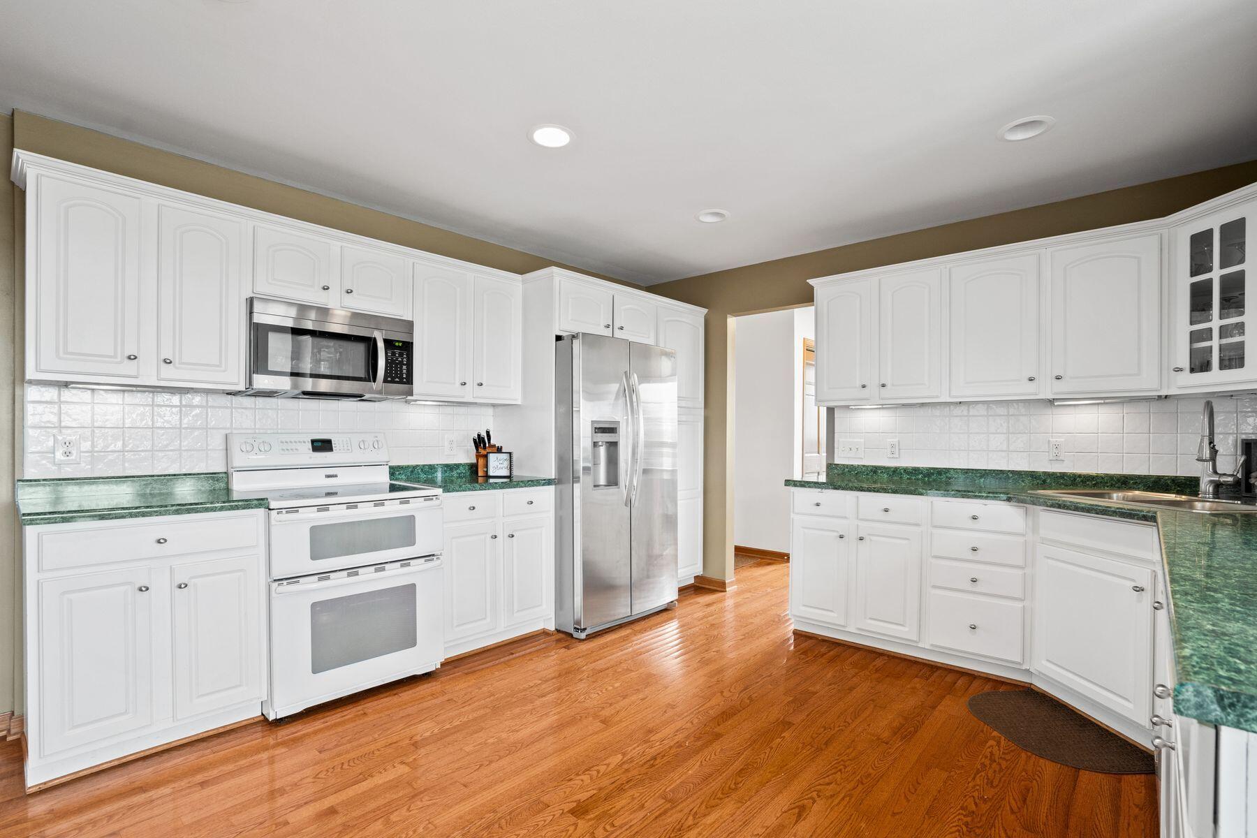S81W20871 Russet Ct, Muskego