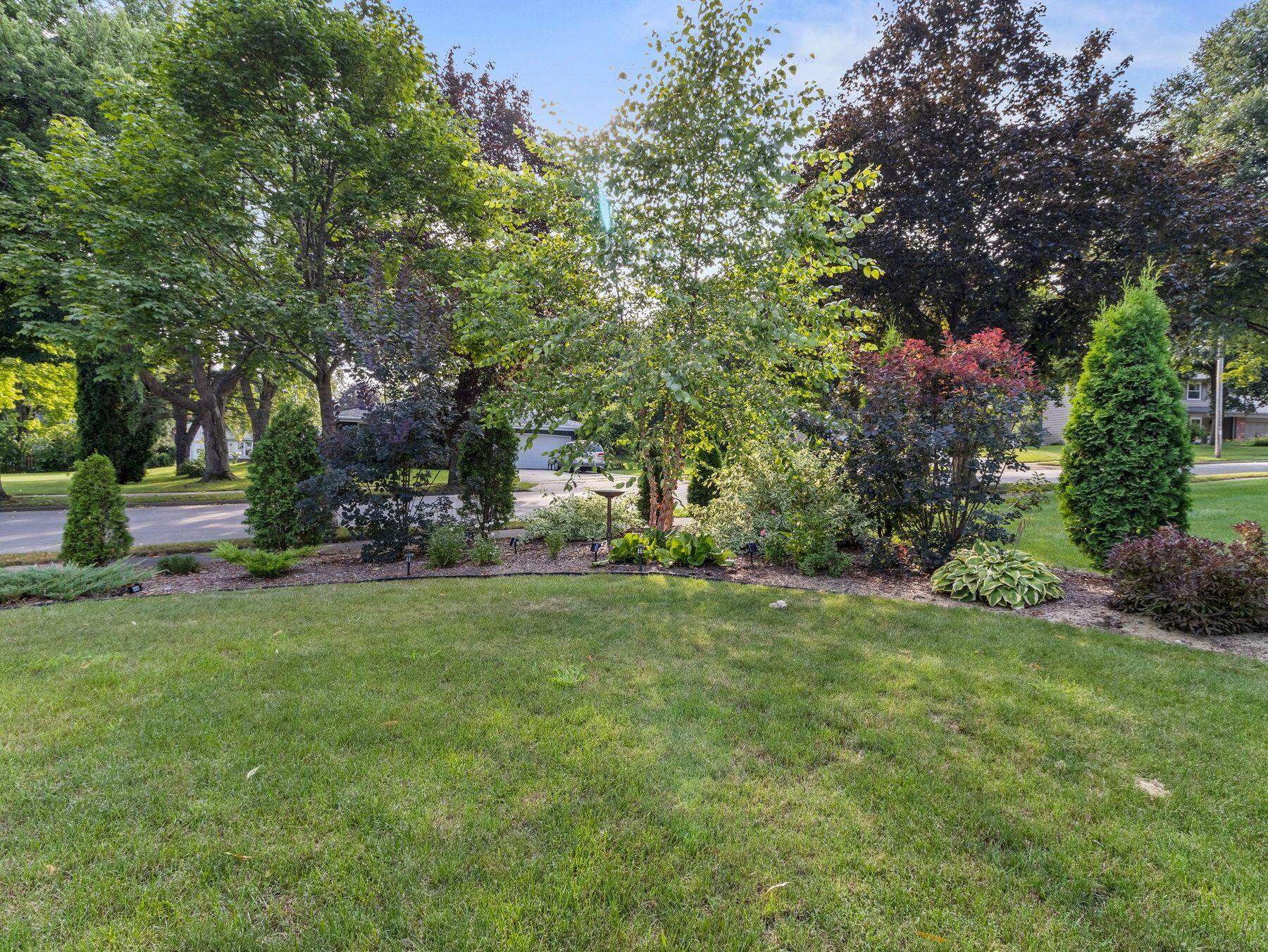 516 Cambridge Ave, Waukesha
