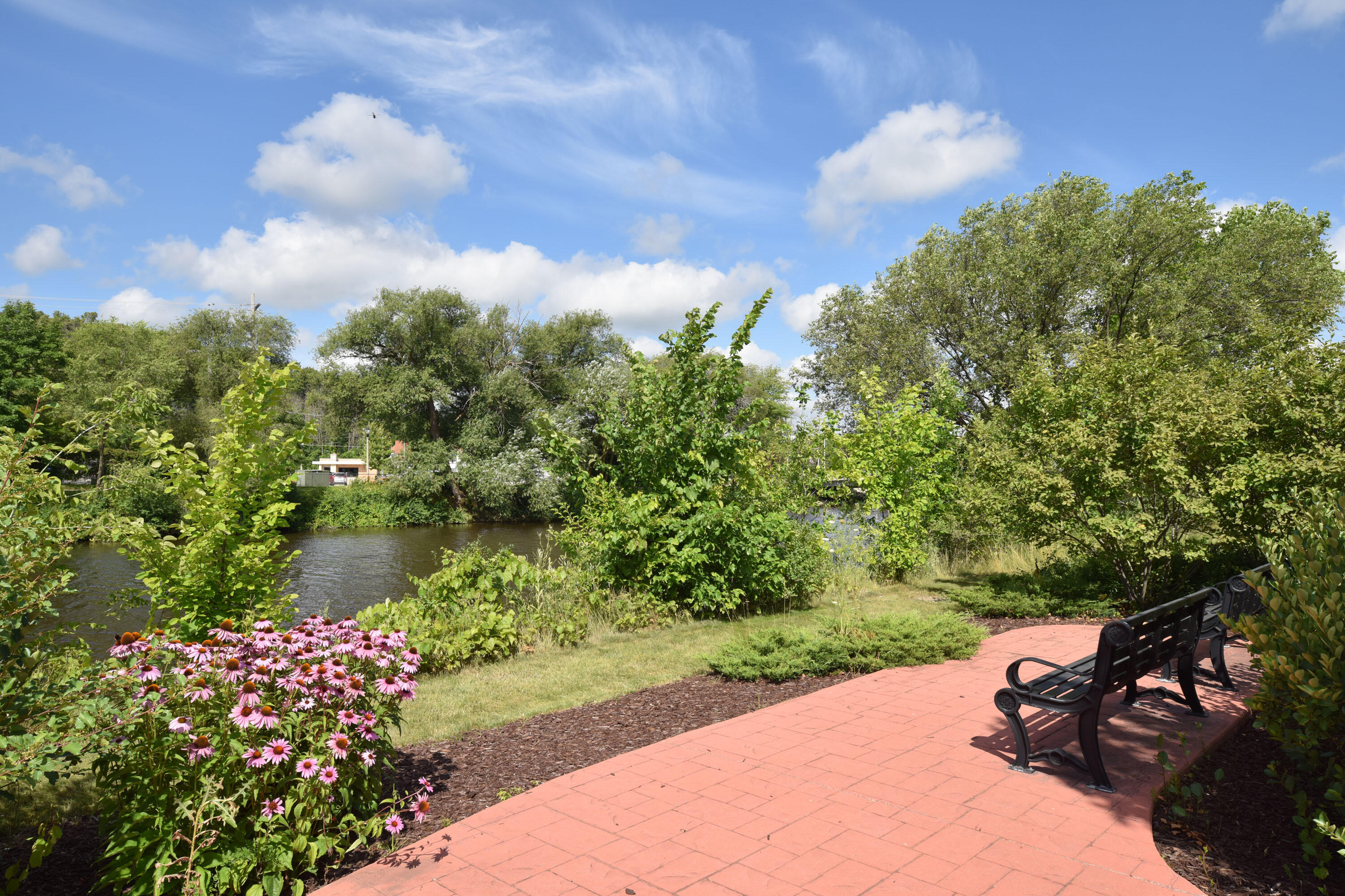 705 Village Green Way 309
