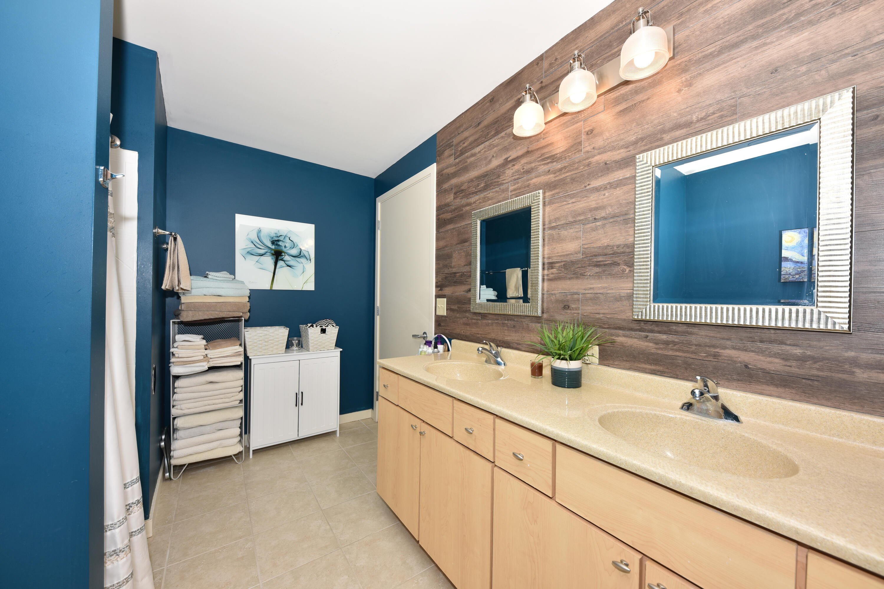 705 Village Green Way 309