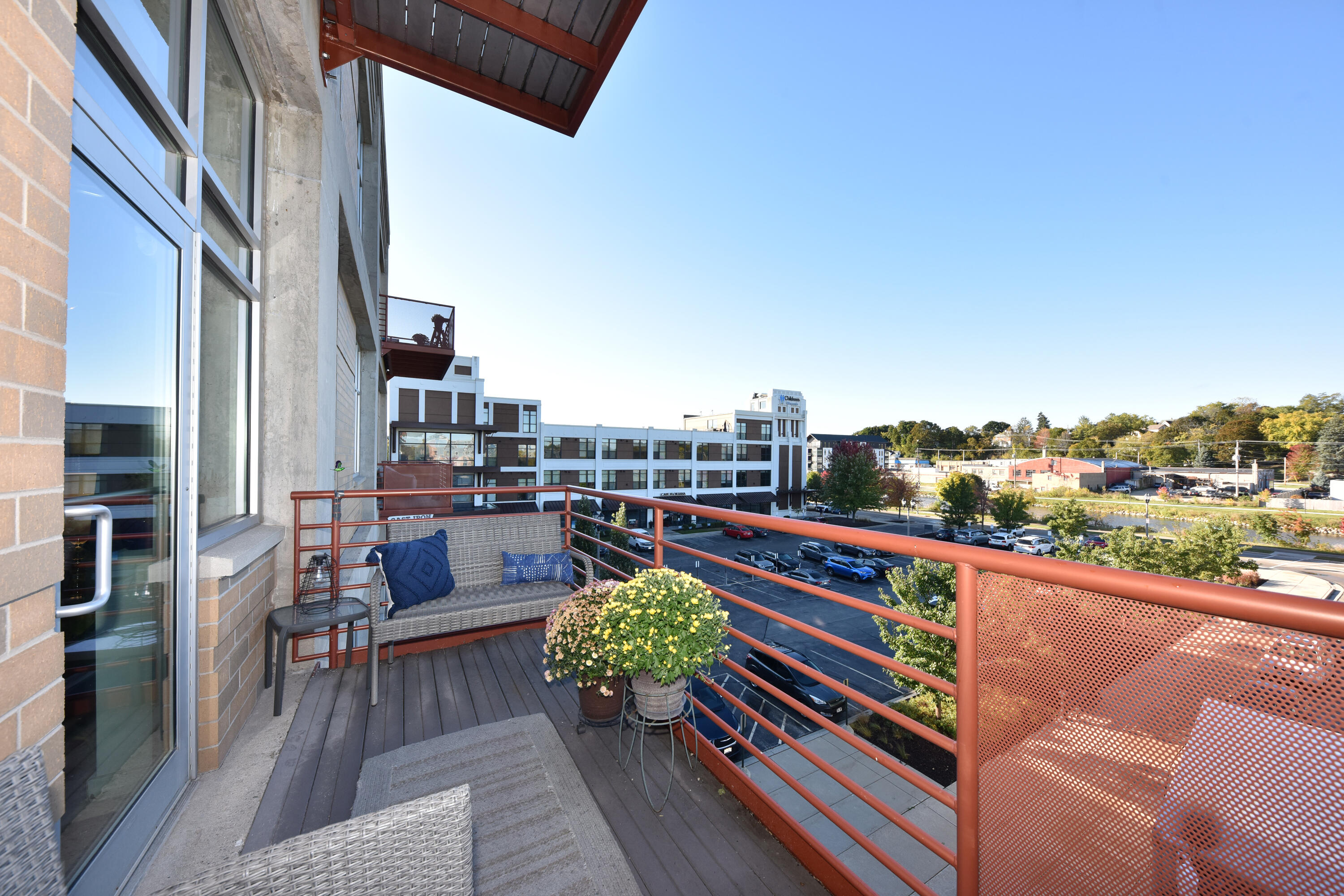 705 Village Green Way 309