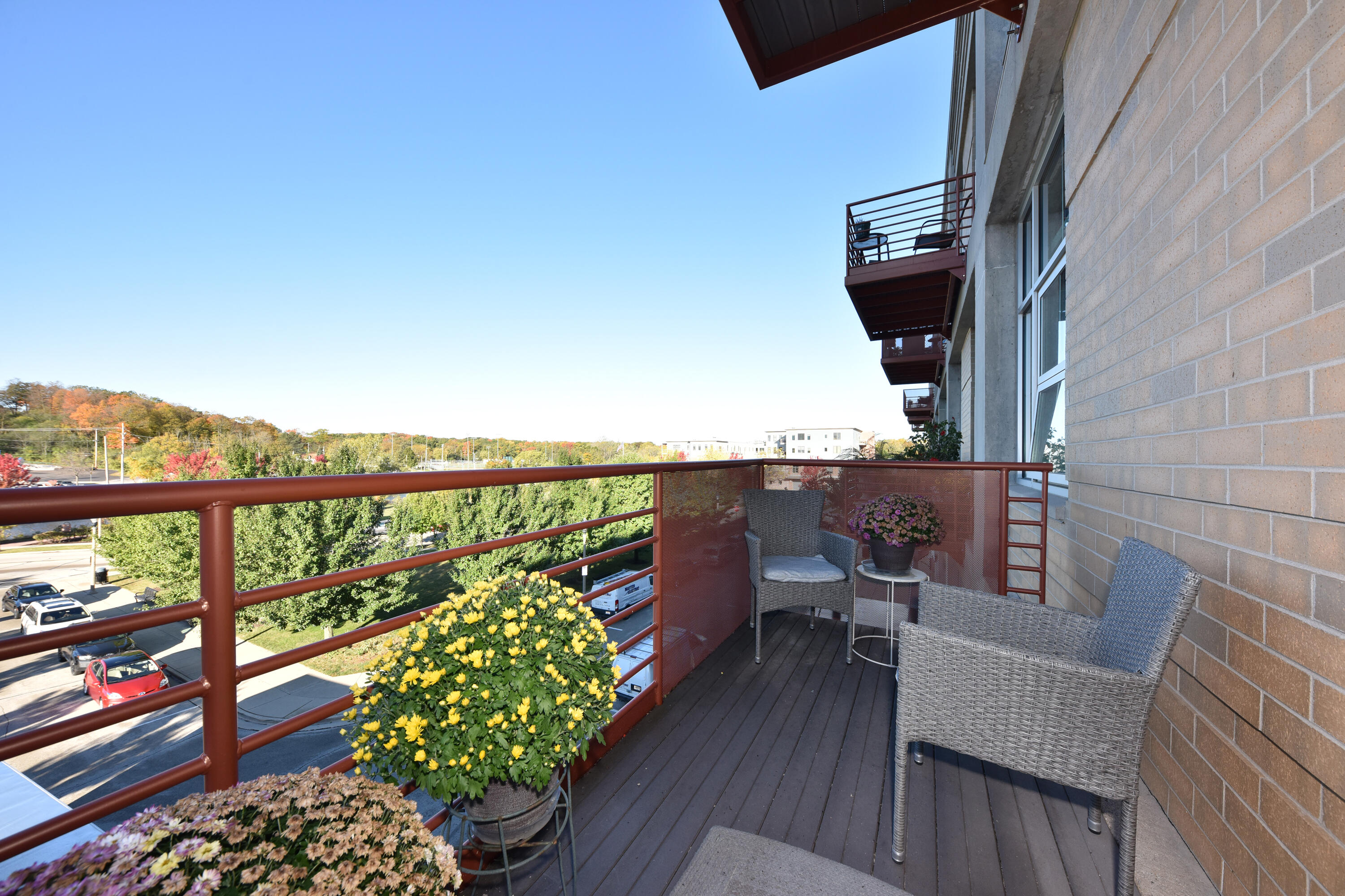 705 Village Green Way 309