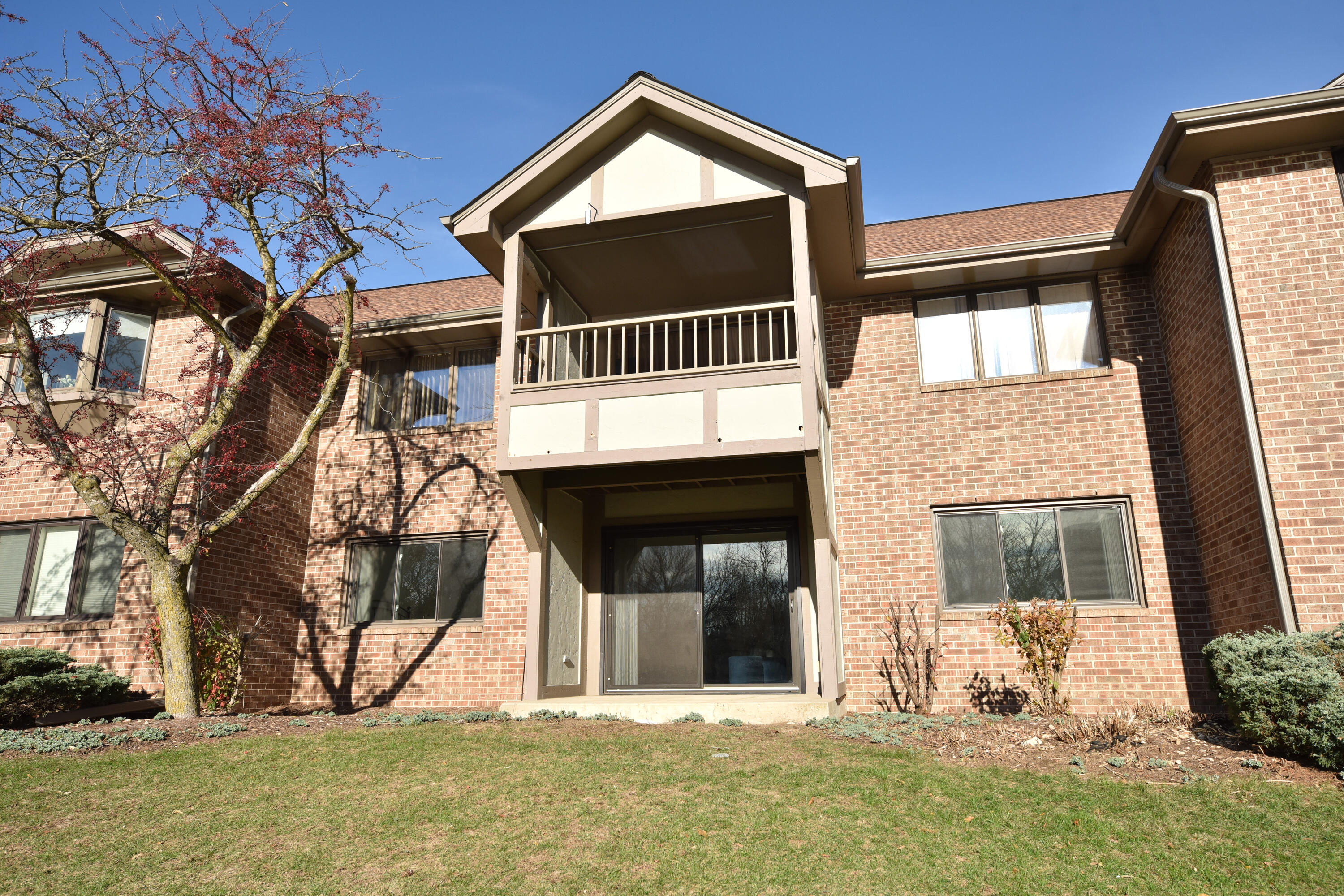 6565 N Green Bay Ave 108