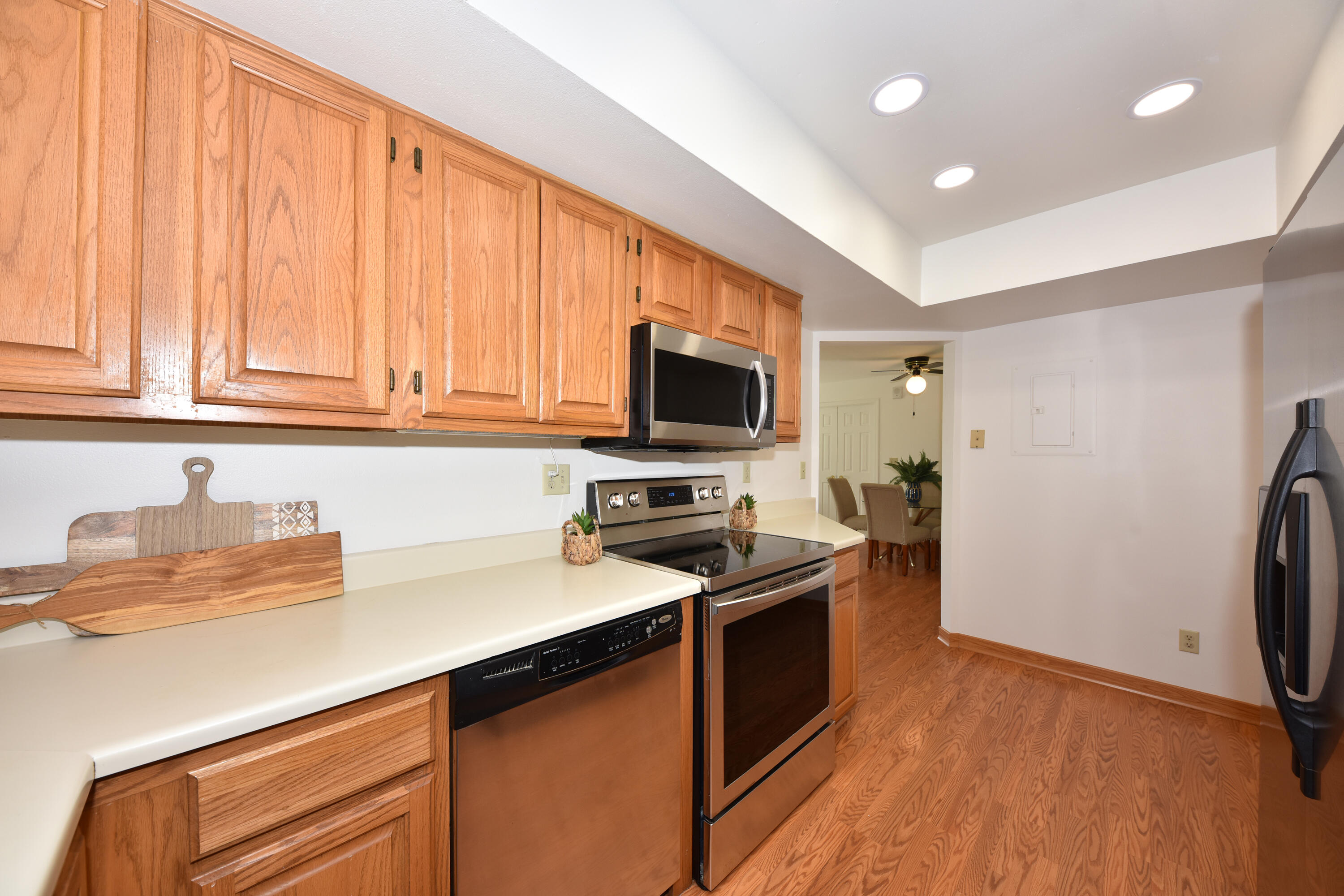 6565 N Green Bay Ave 108
