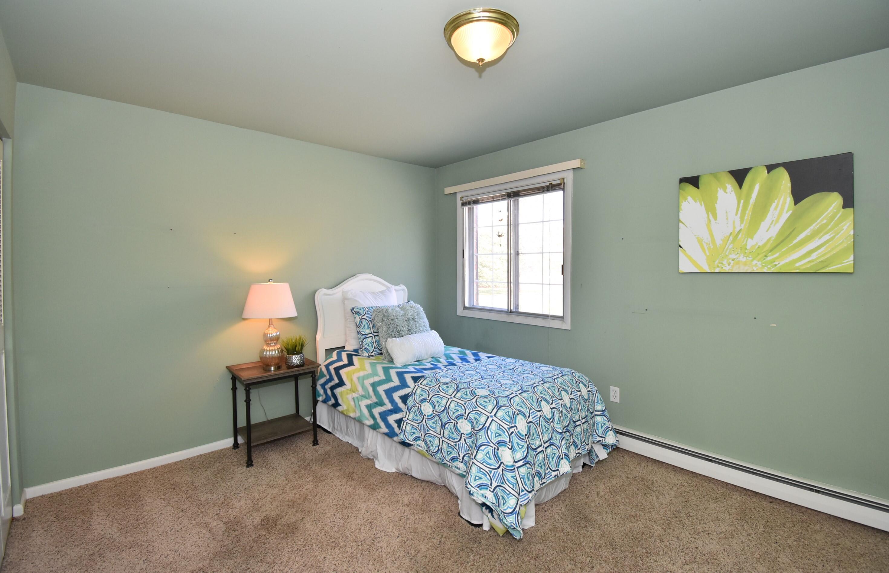 141 N Linden Ln 3