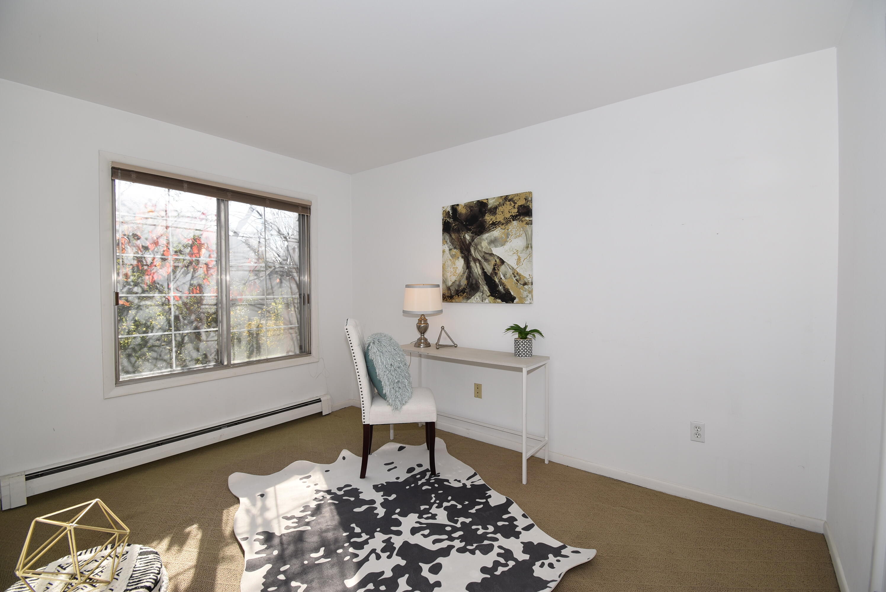 141 N Linden Ln 3