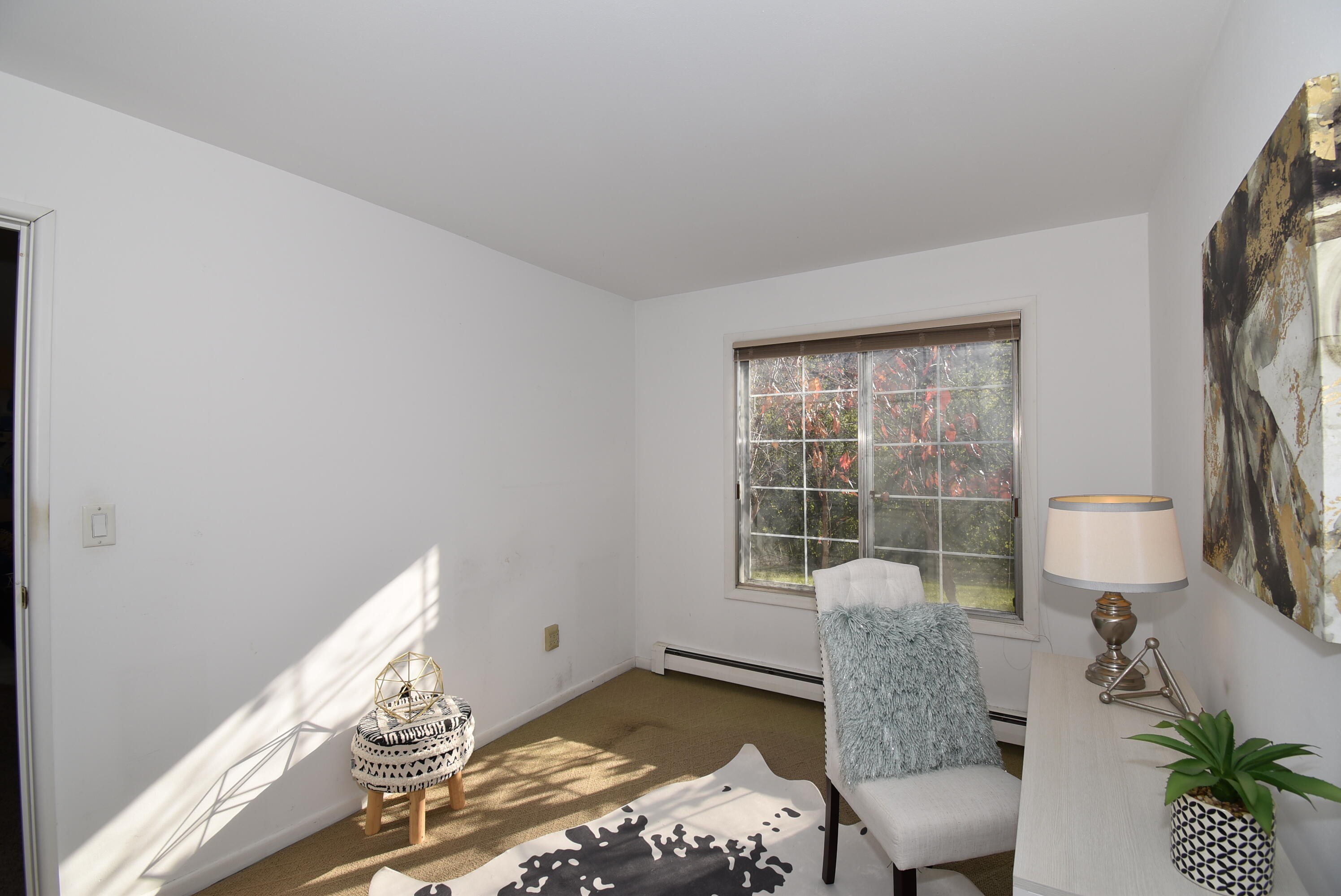 141 N Linden Ln 3