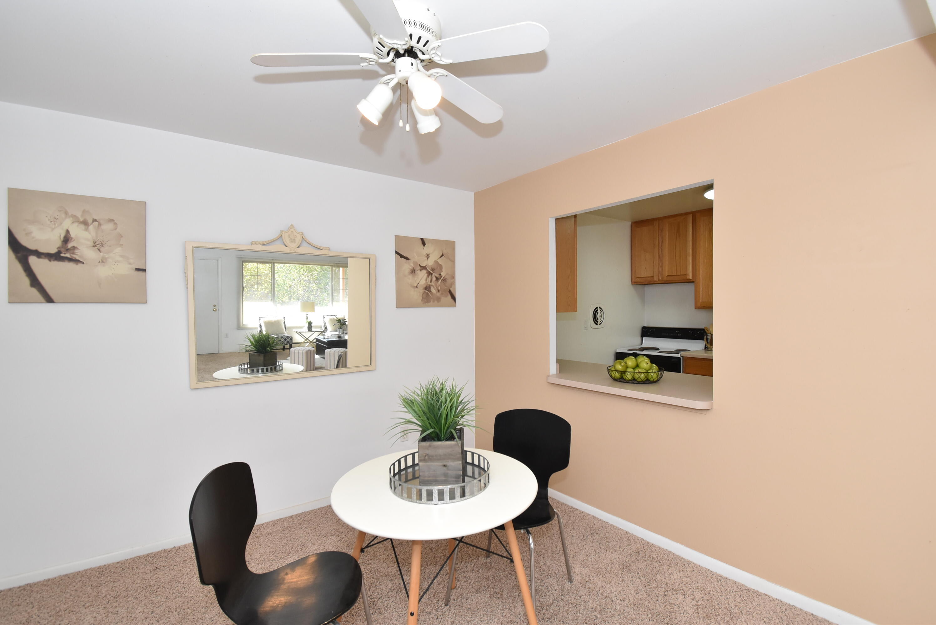 141 N Linden Ln 3