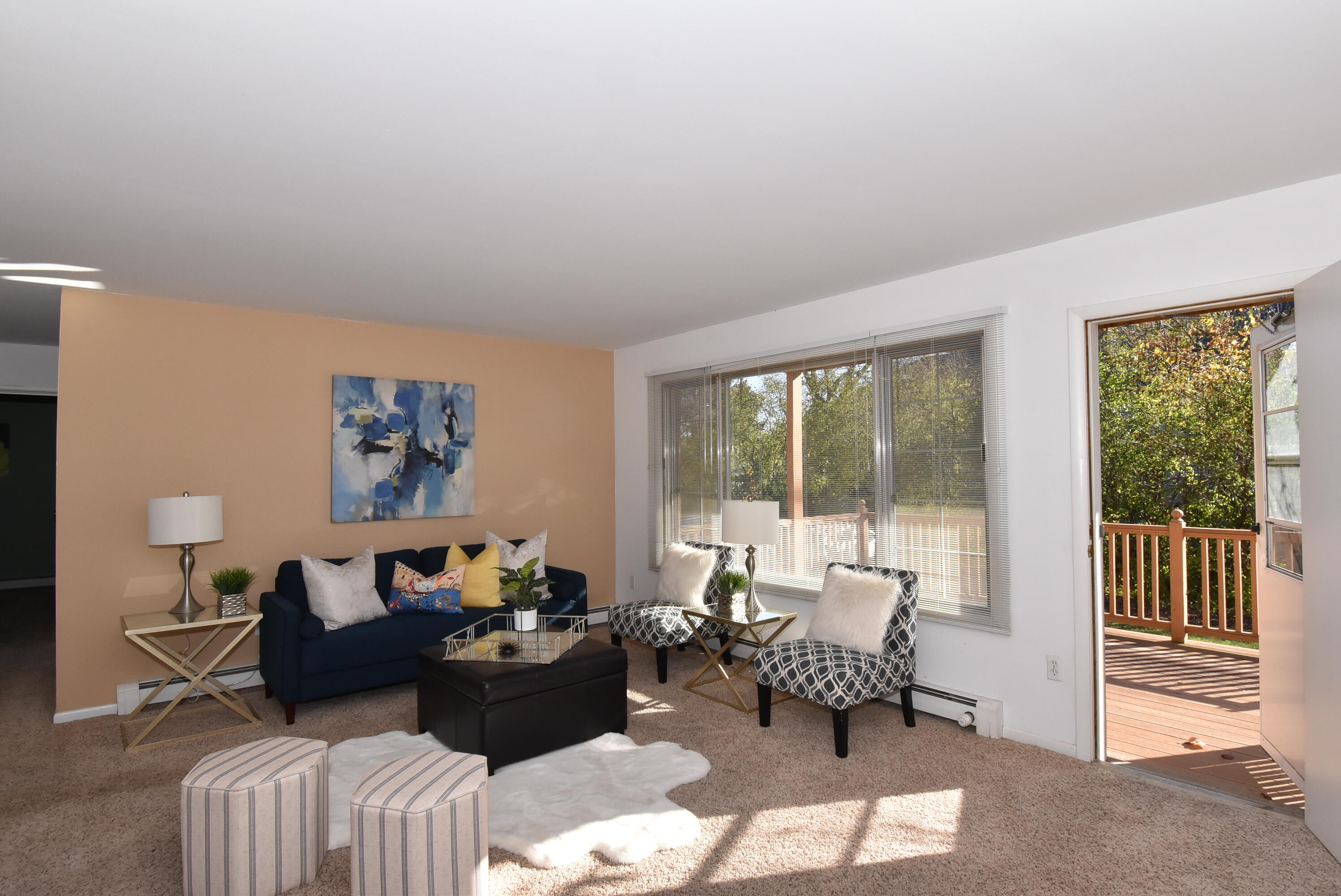 141 N Linden Ln 3