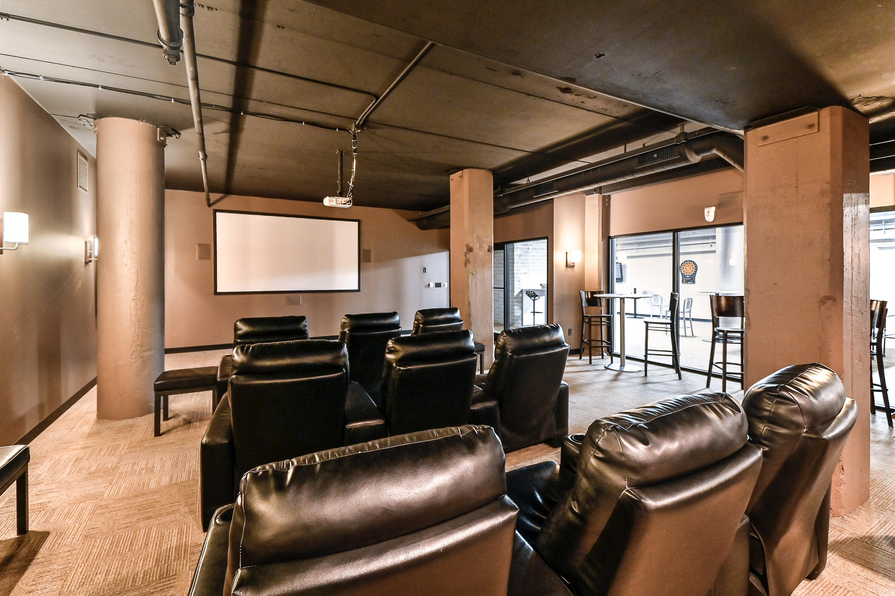270 E Highland Ave 825