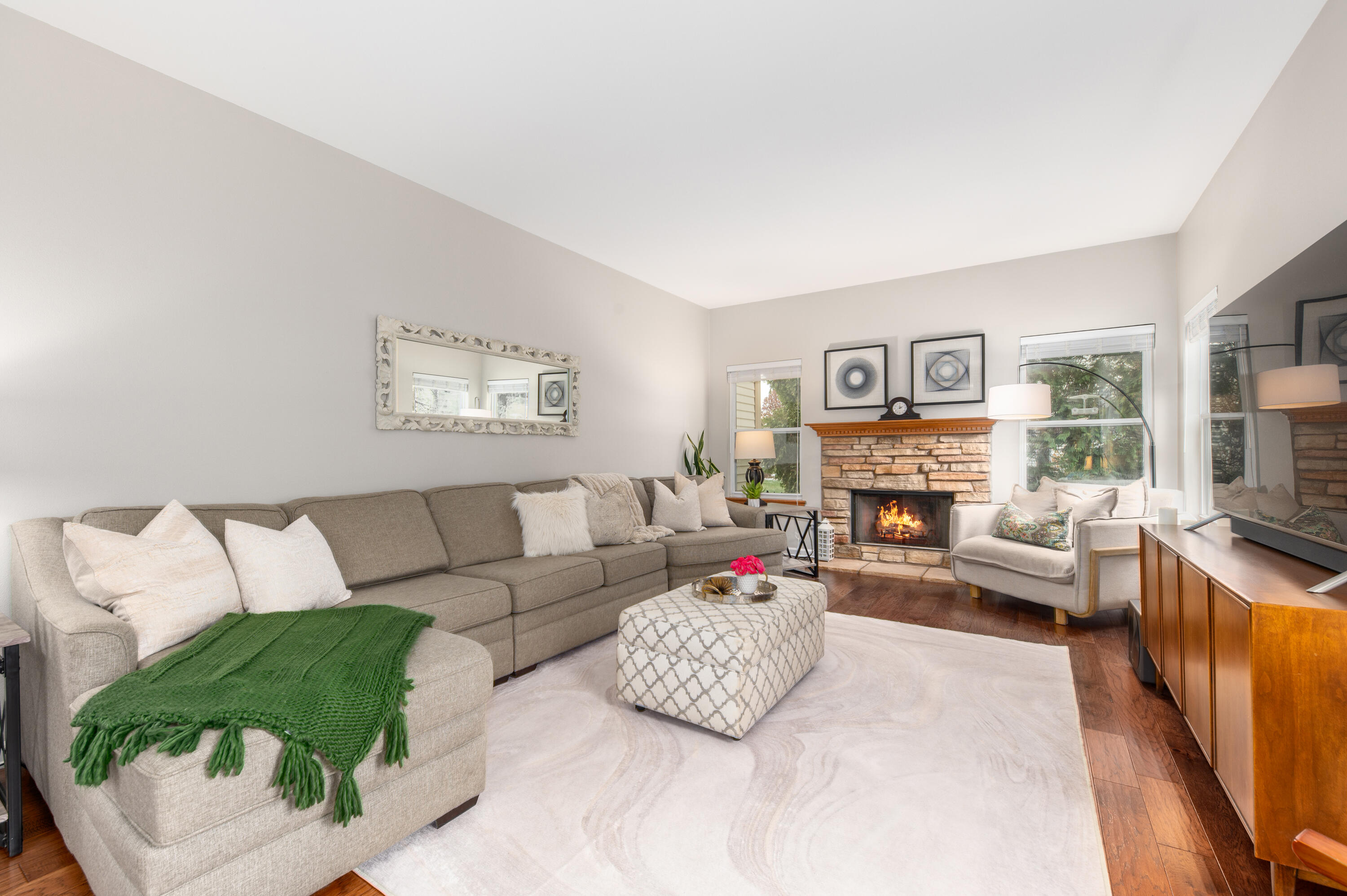 N114W19716 Woodberry Pass