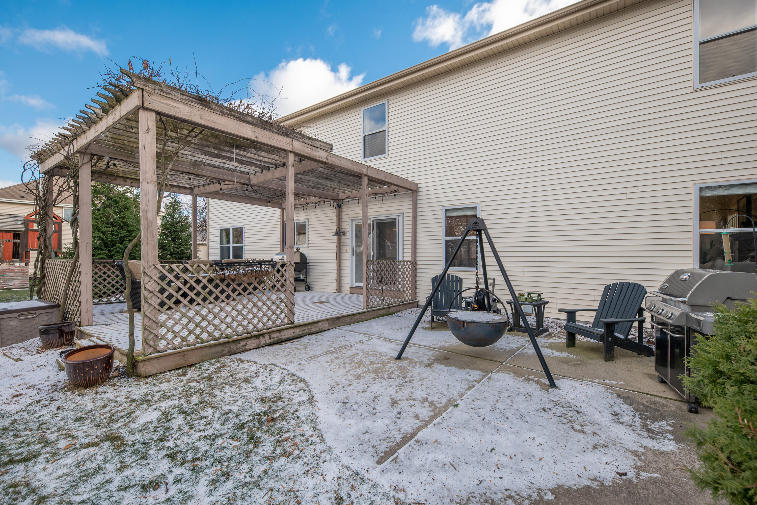 N114W19716 Woodberry Pass