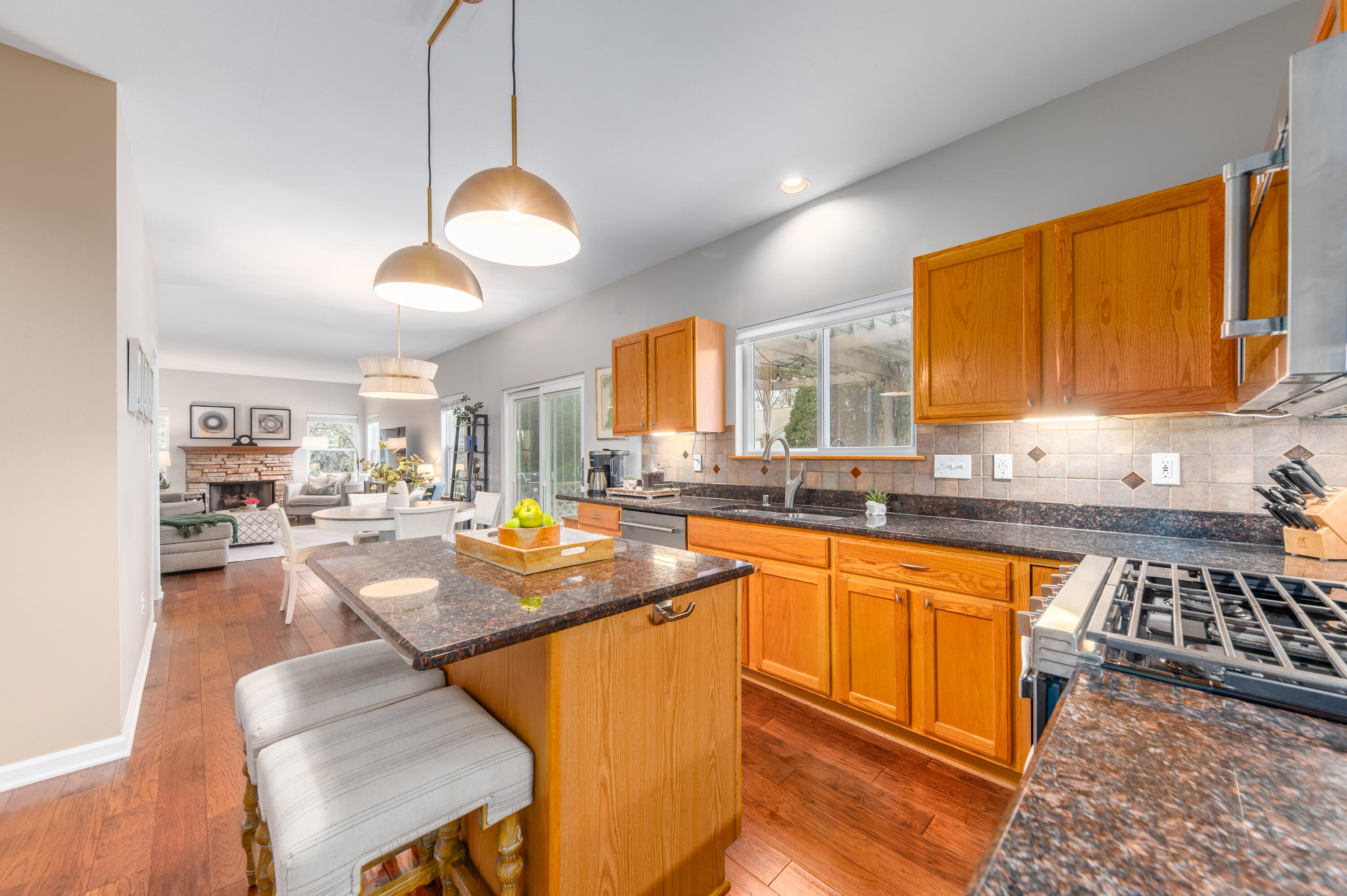 N114W19716 Woodberry Pass
