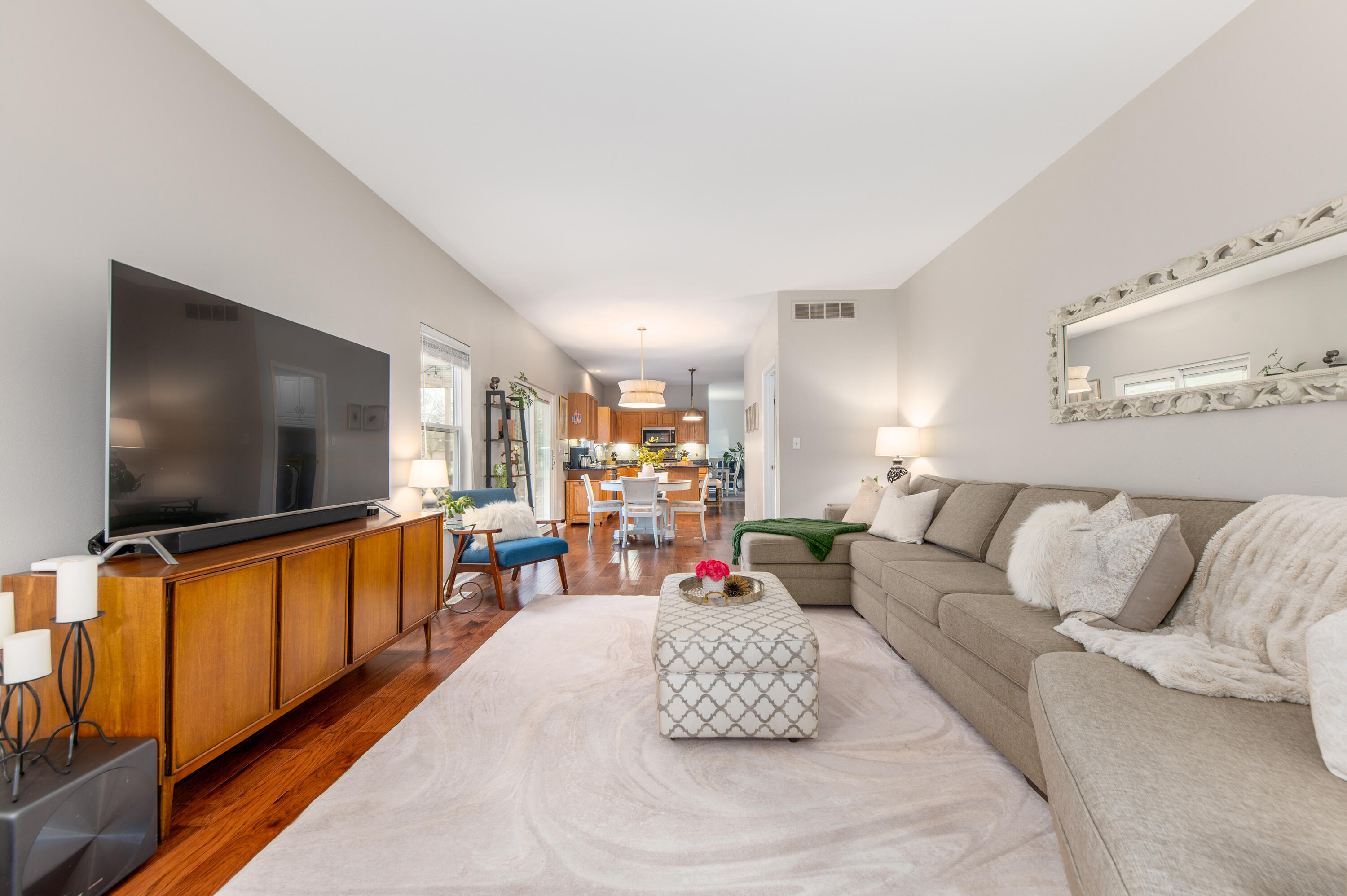 N114W19716 Woodberry Pass