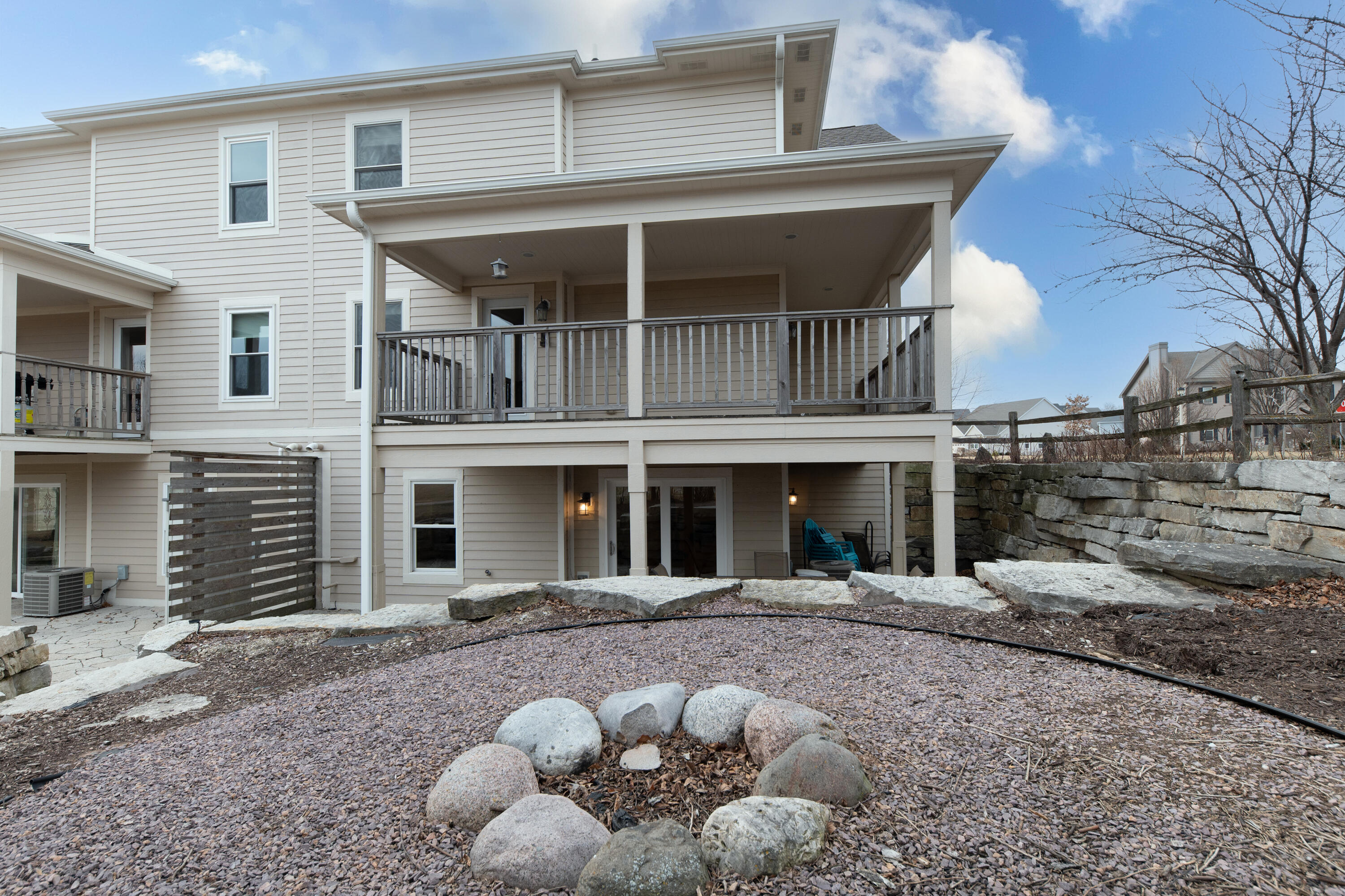670 Greystone Dr