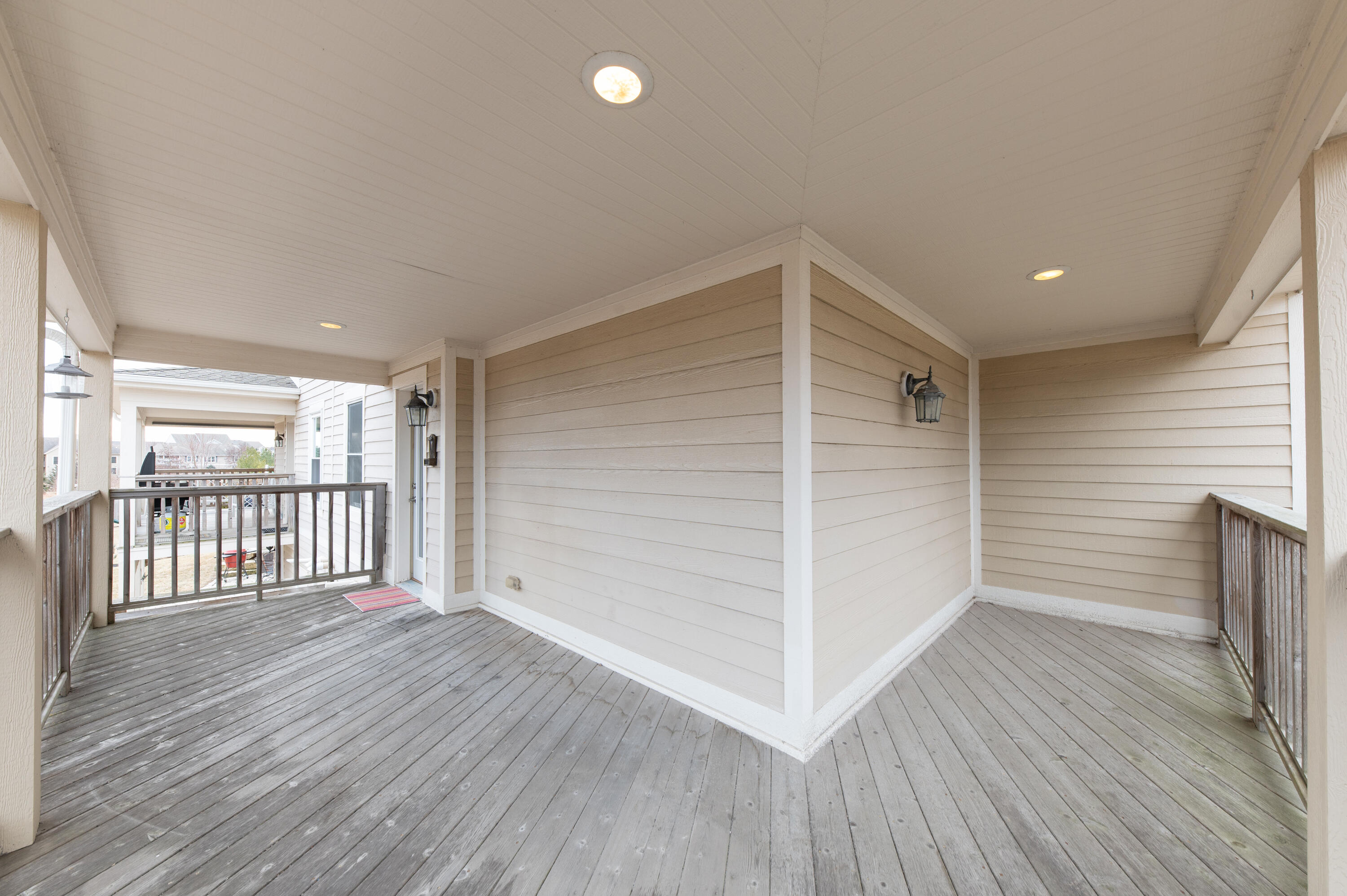 670 Greystone Dr