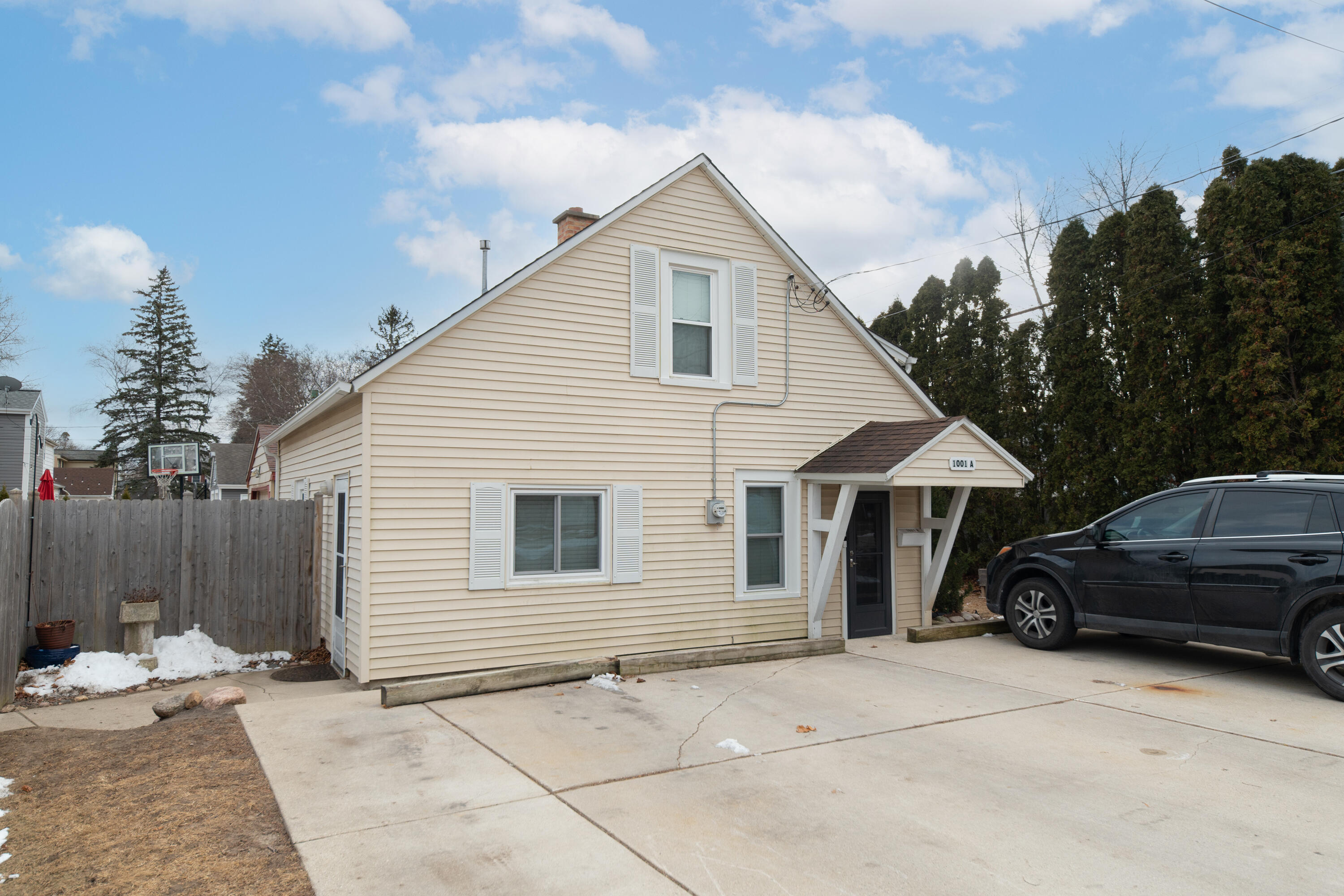1001 8th Ave