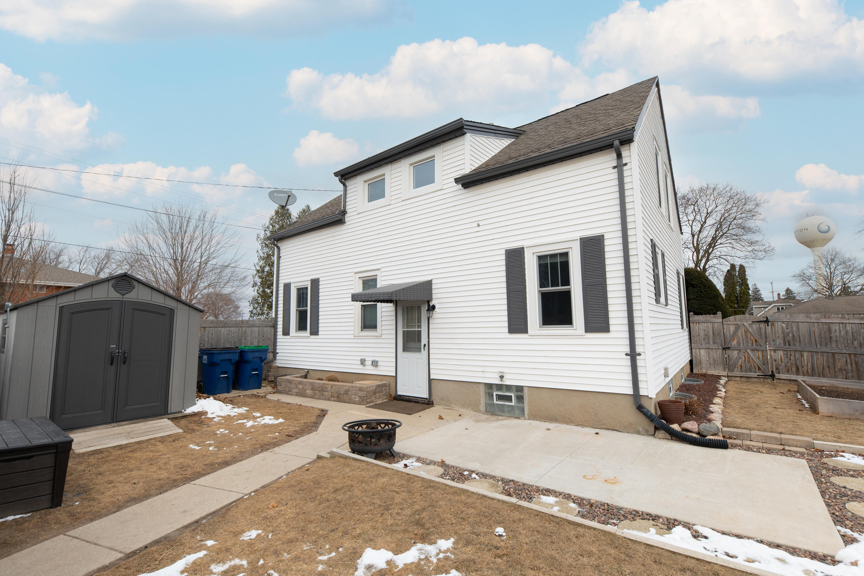 1001 8th Ave