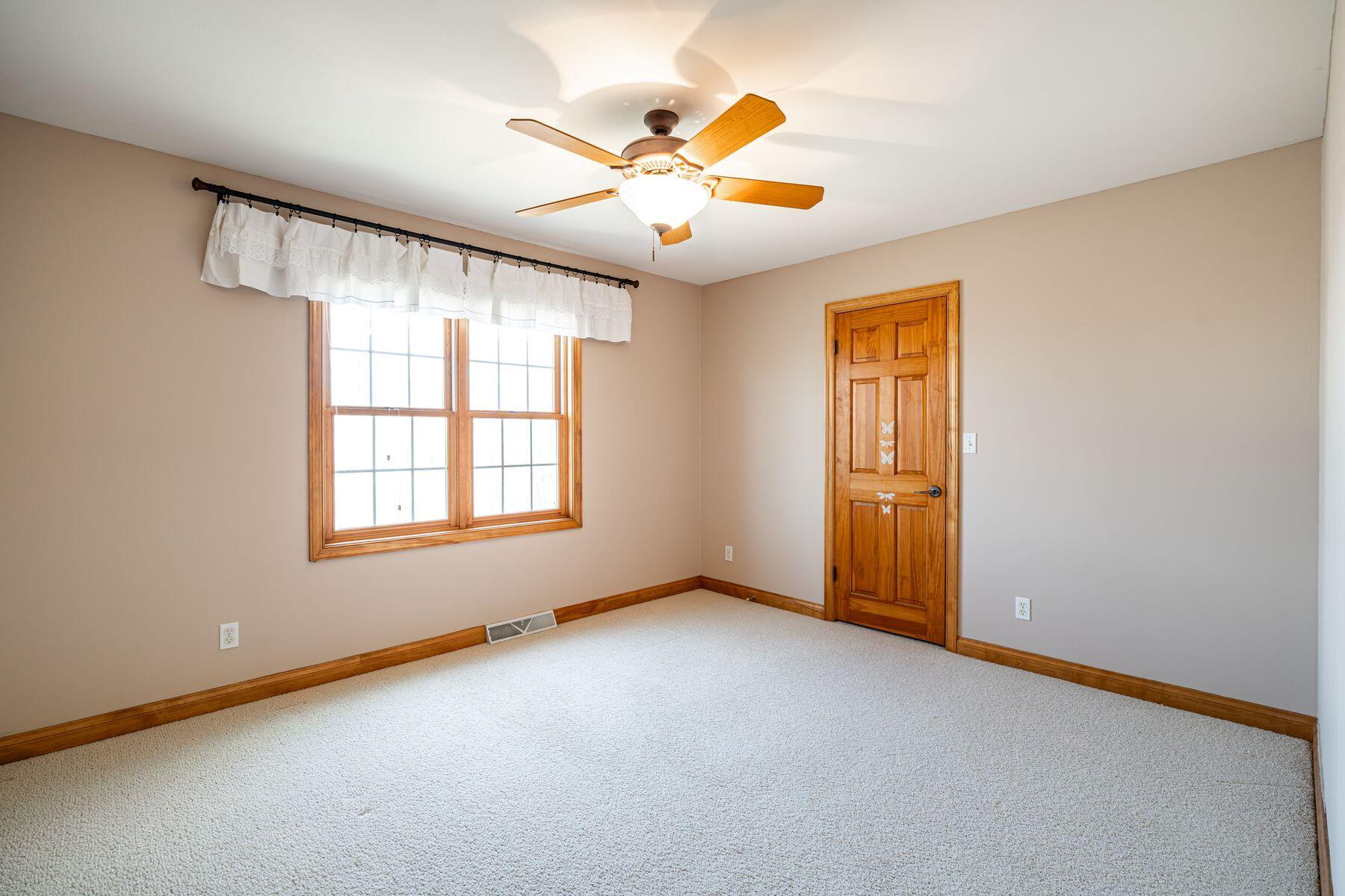 W280N4970 Jerilane Ct, Merton