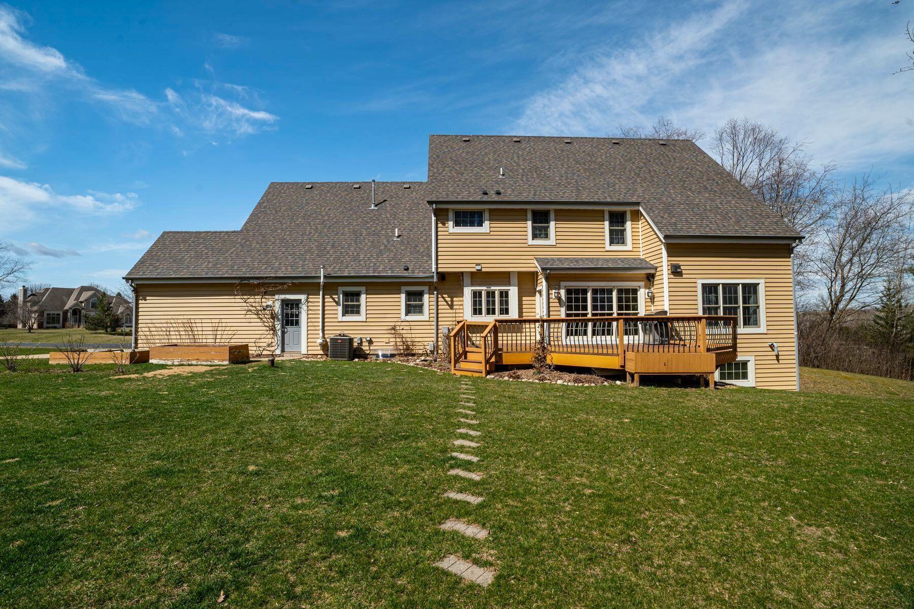 W280N4970 Jerilane Ct, Merton
