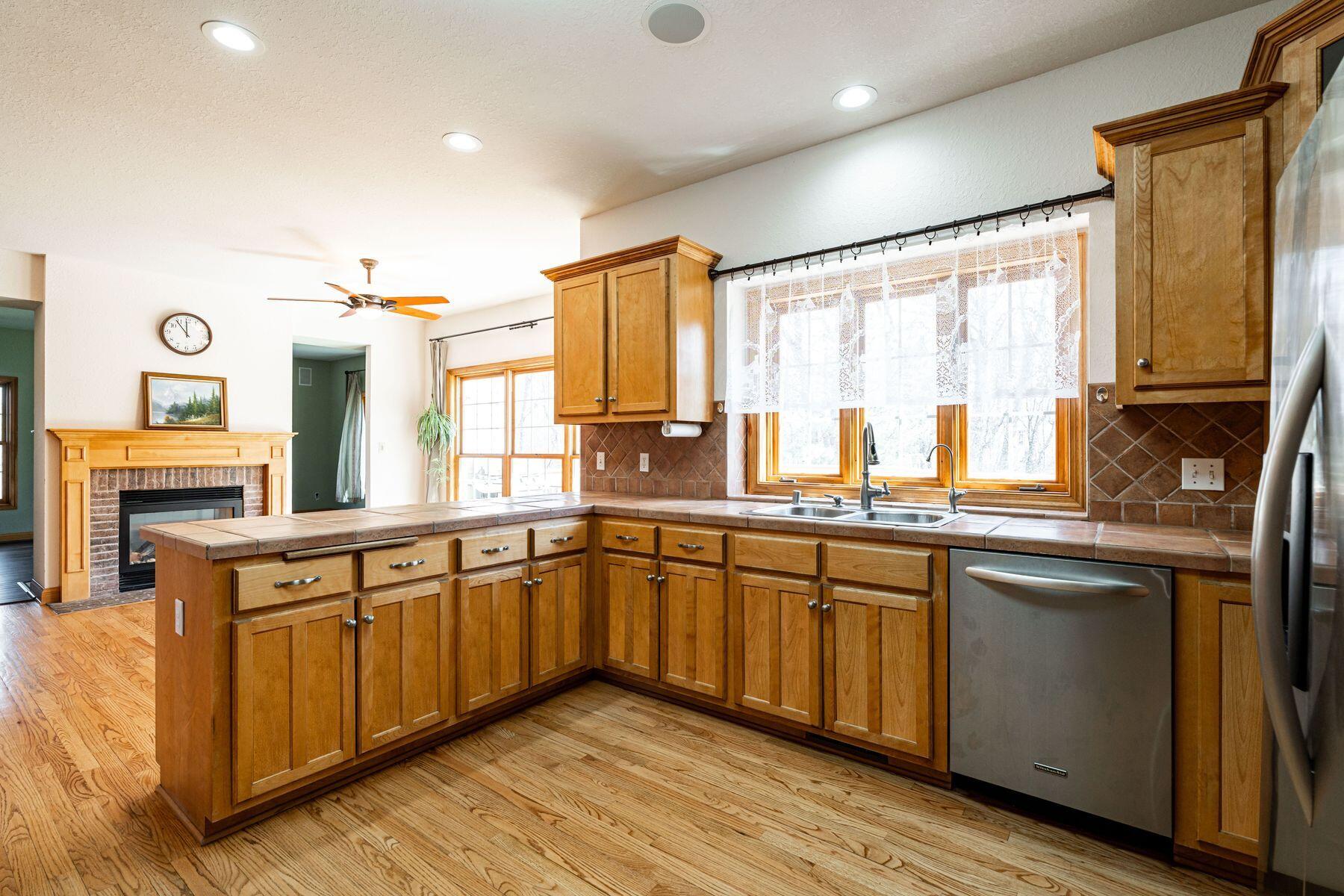 W280N4970 Jerilane Ct, Merton