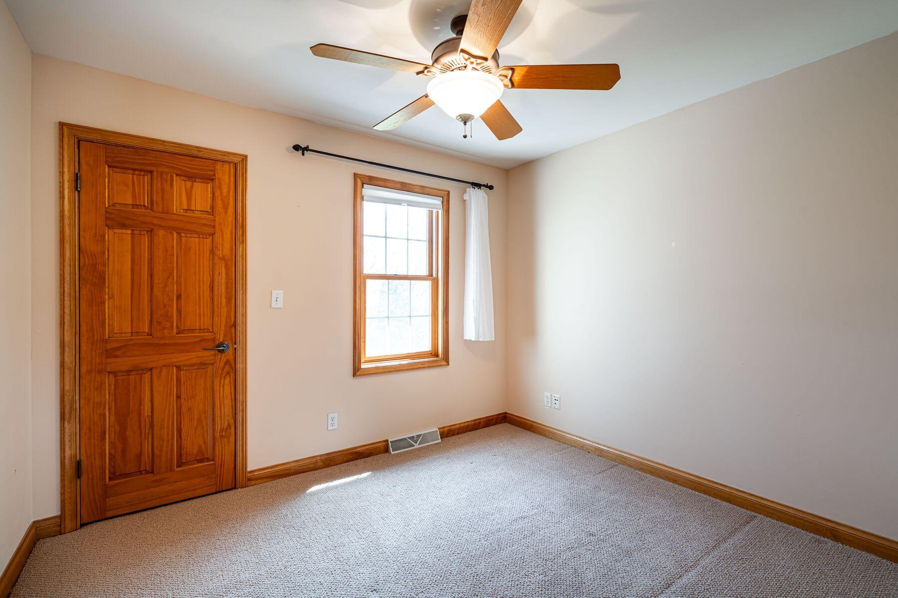 W280N4970 Jerilane Ct, Merton