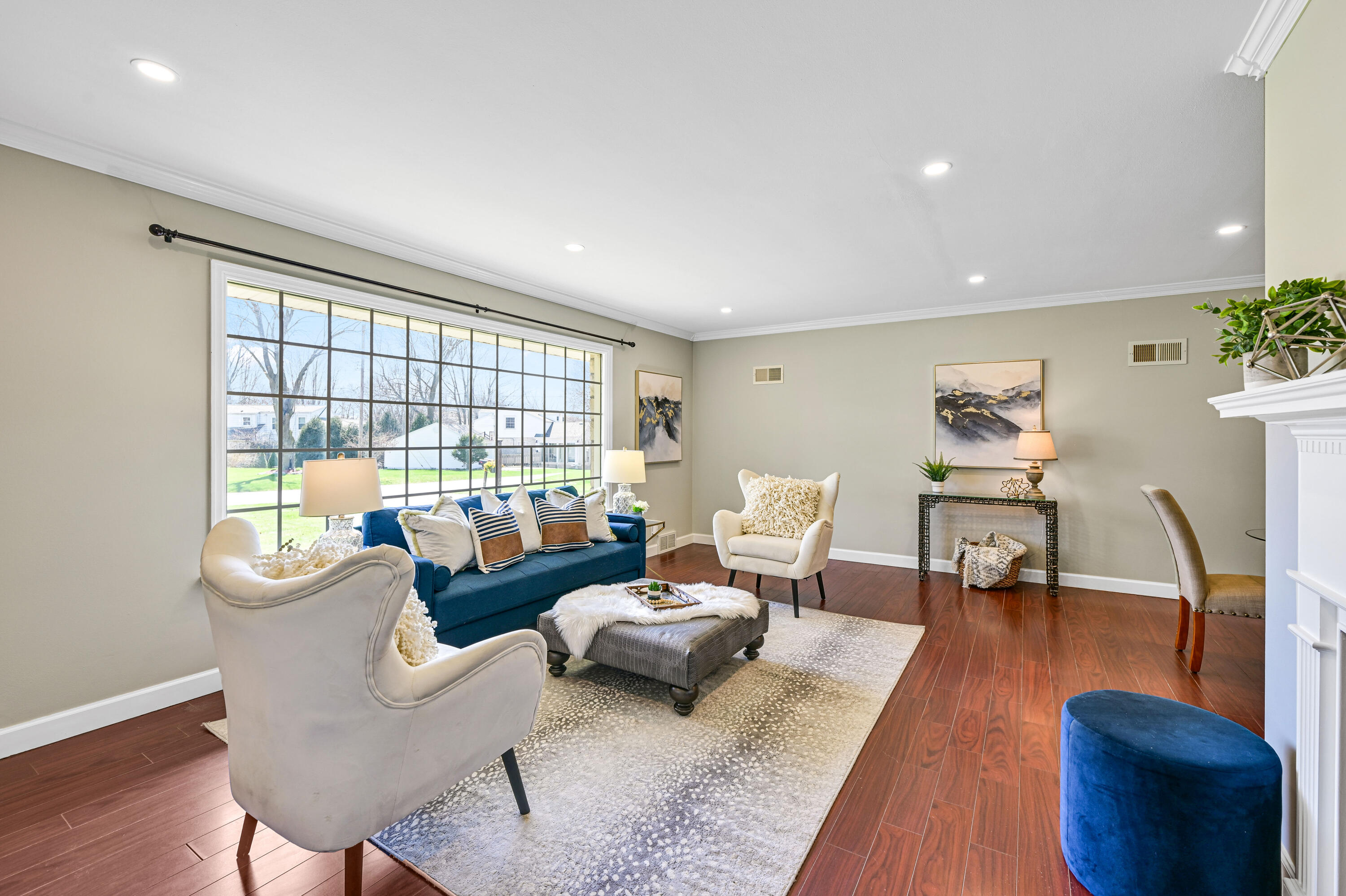 830 W Apple Tree Rd